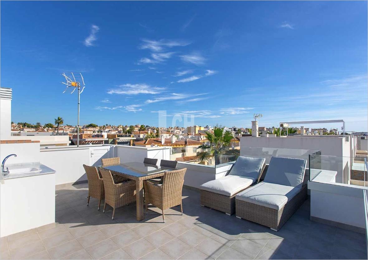 For sale of villa in Aguas nuevas