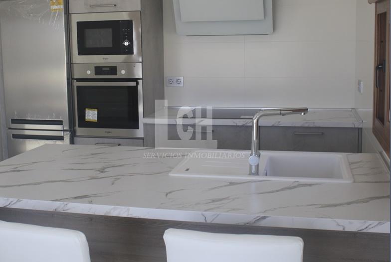 For sale of villa in Los altos