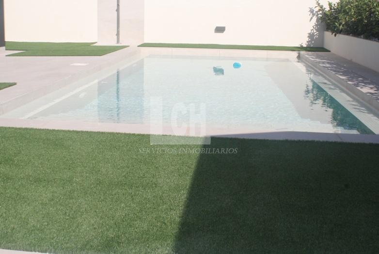 For sale of villa in Los altos