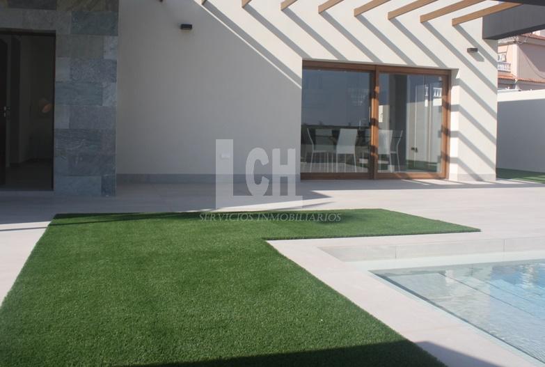 For sale of villa in Los altos