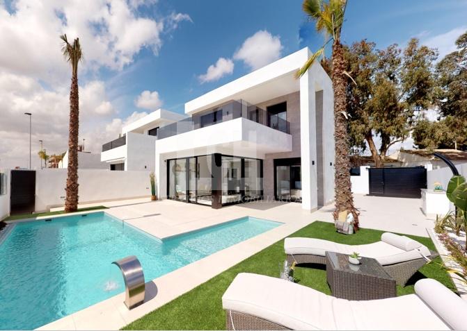 For sale of villa in San javier
