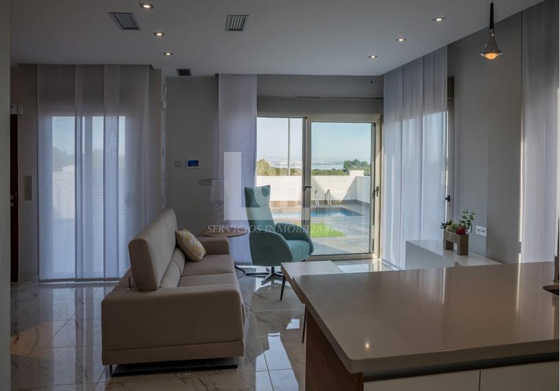 For sale of villa in Torrevieja