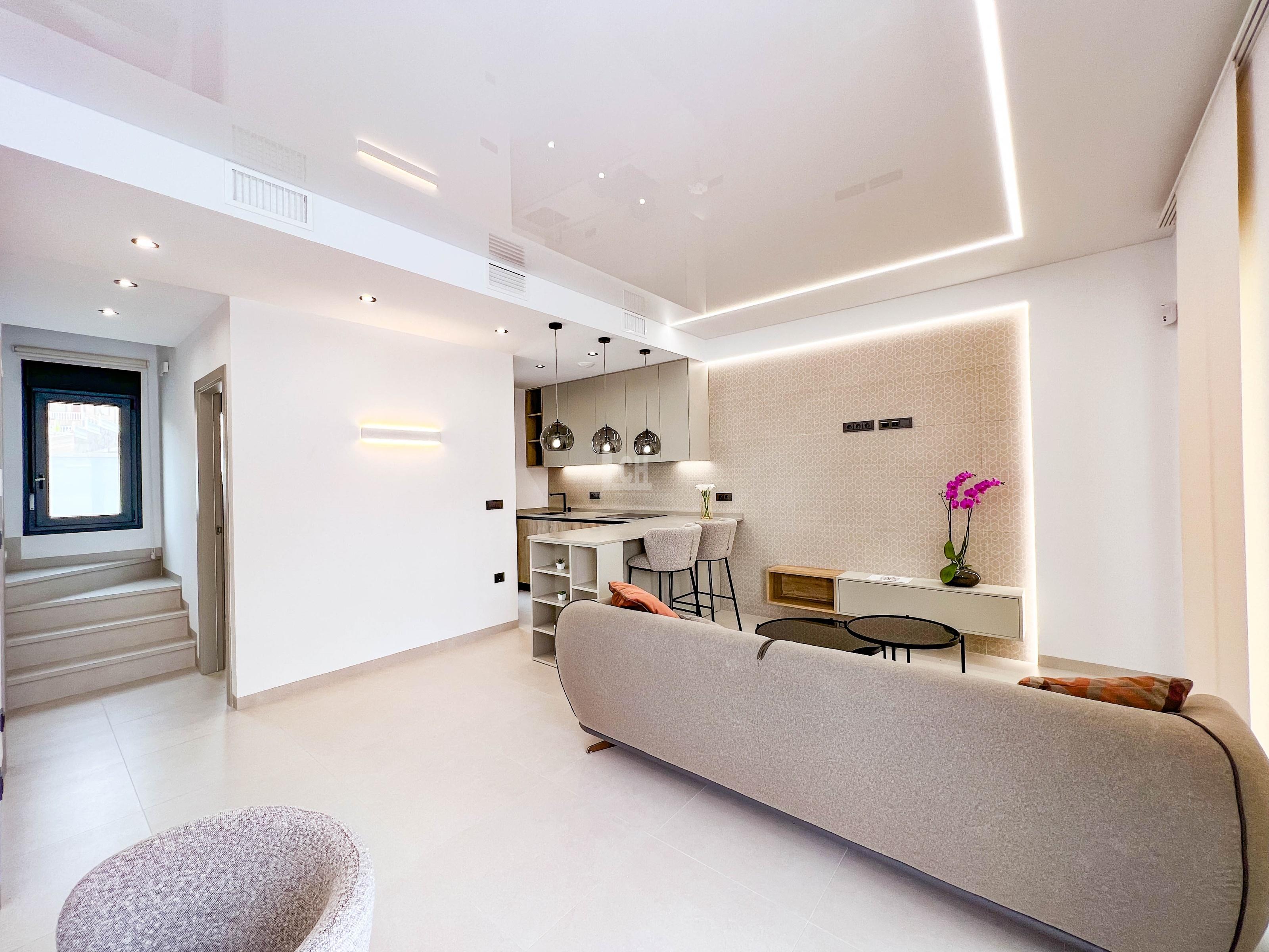 Venta de villa en Villamartín