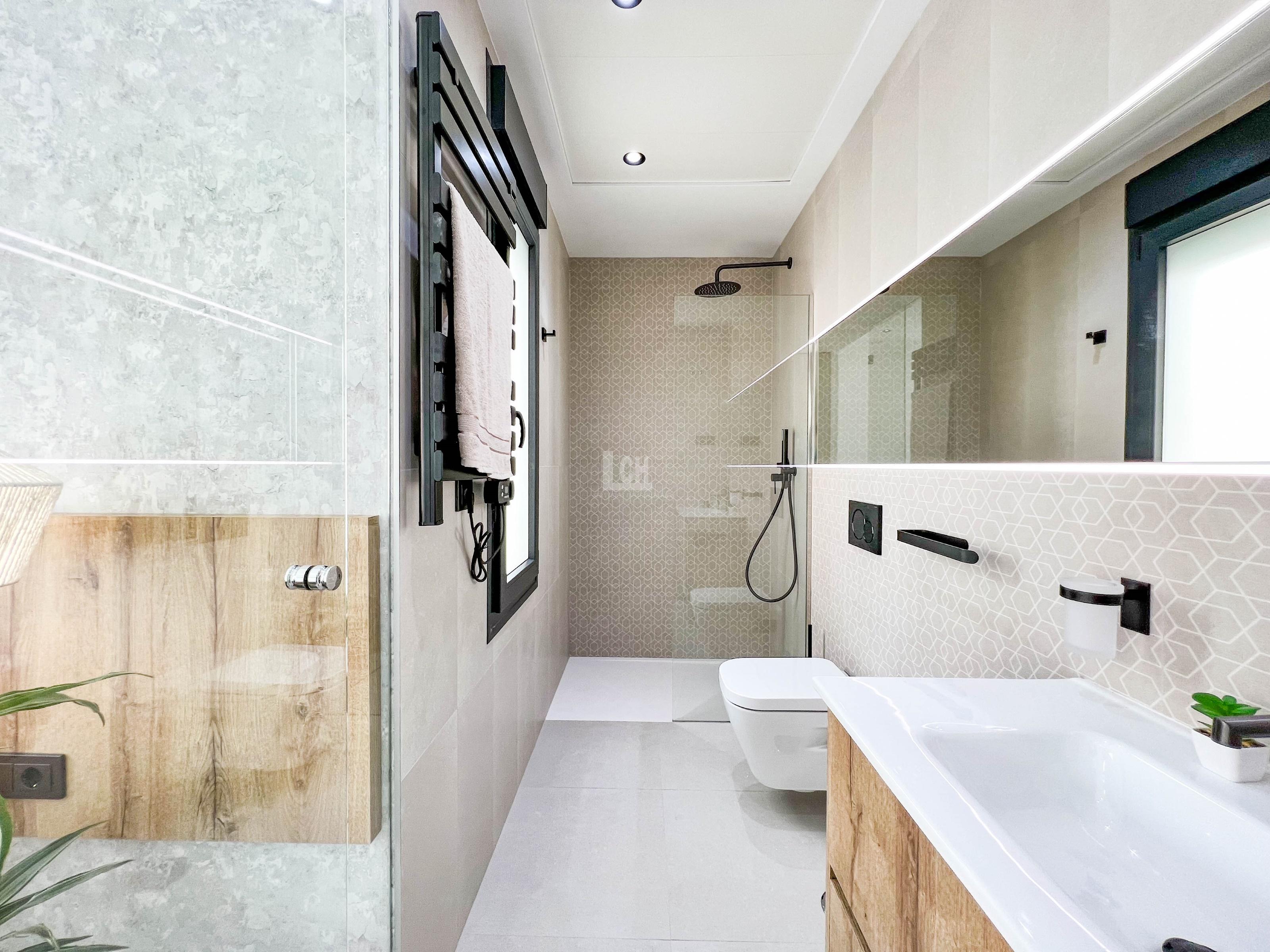 Venta de villa en Villamartín