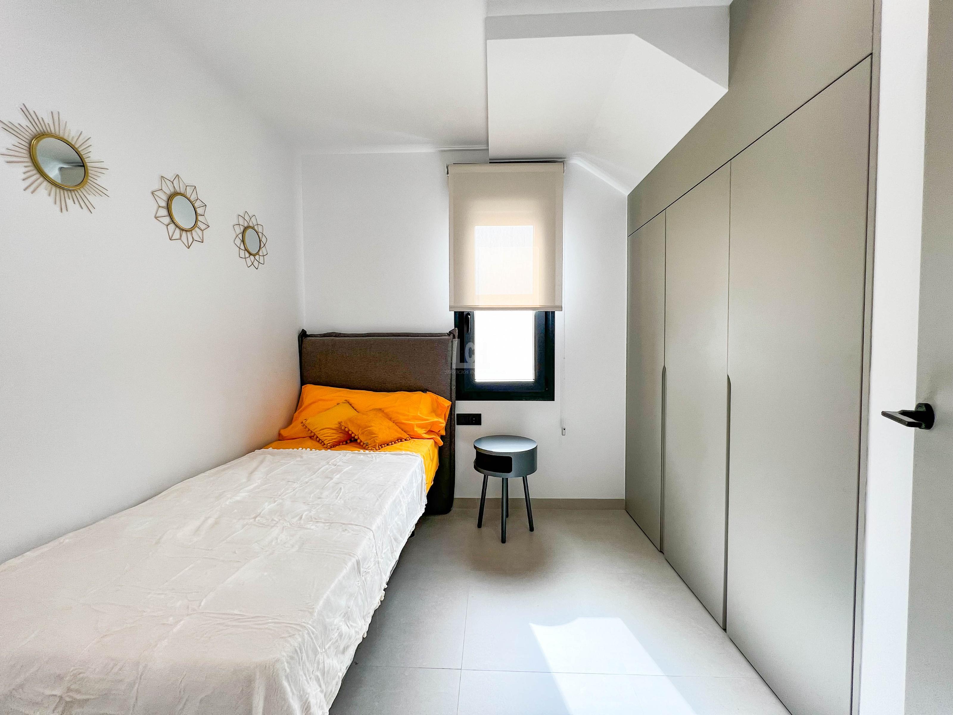 Venta de villa en Villamartín