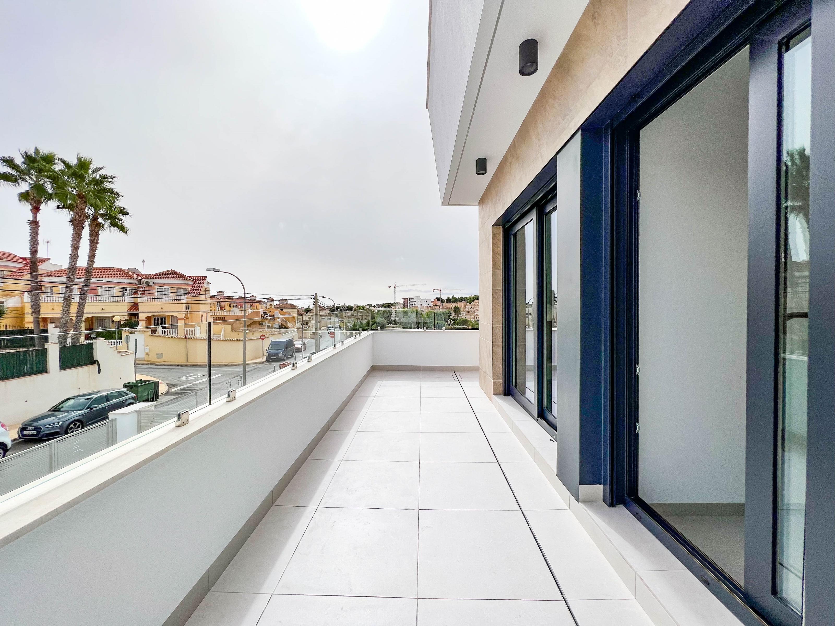 Venta de villa en Villamartín