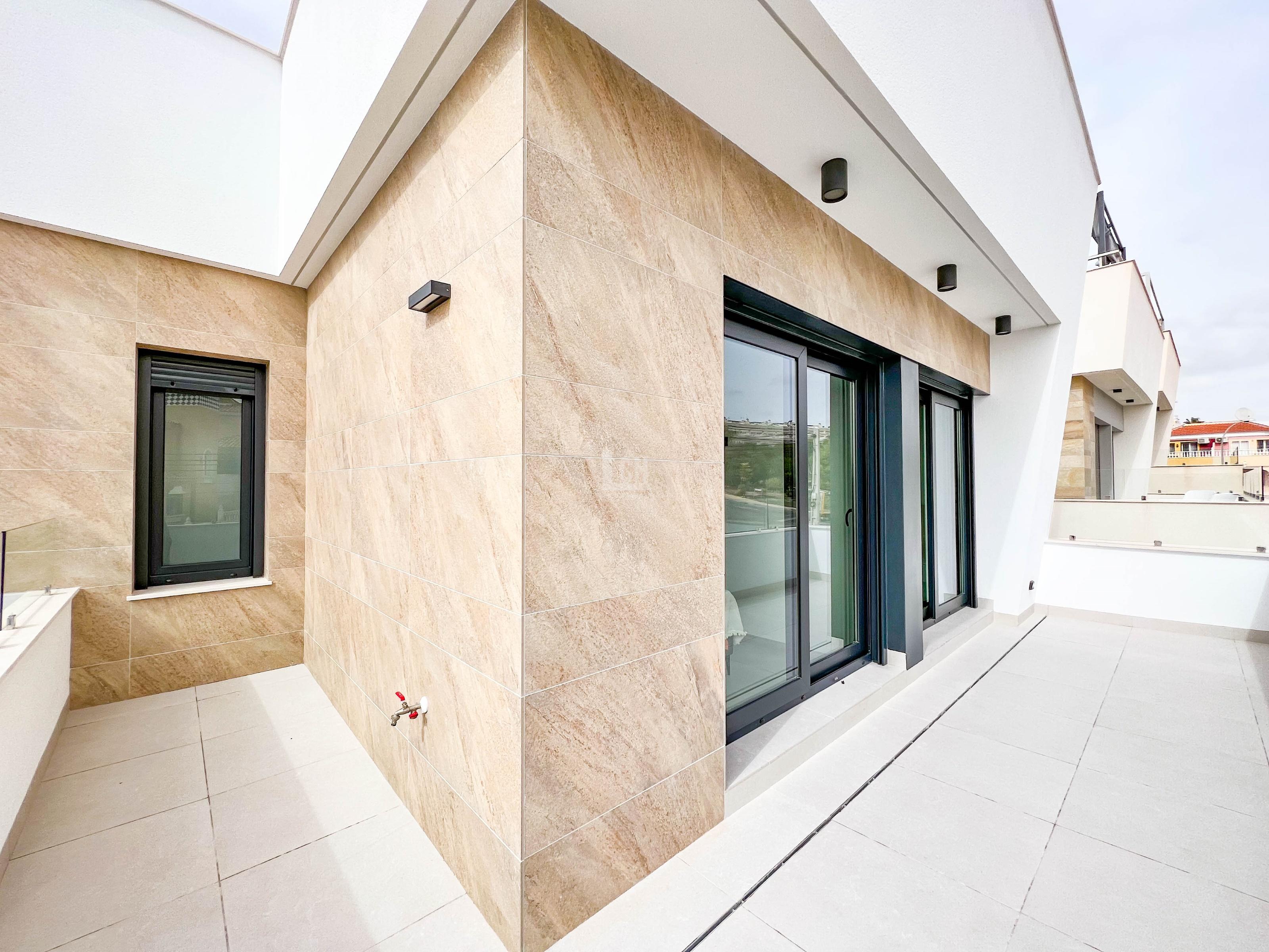 Venta de villa en Villamartín