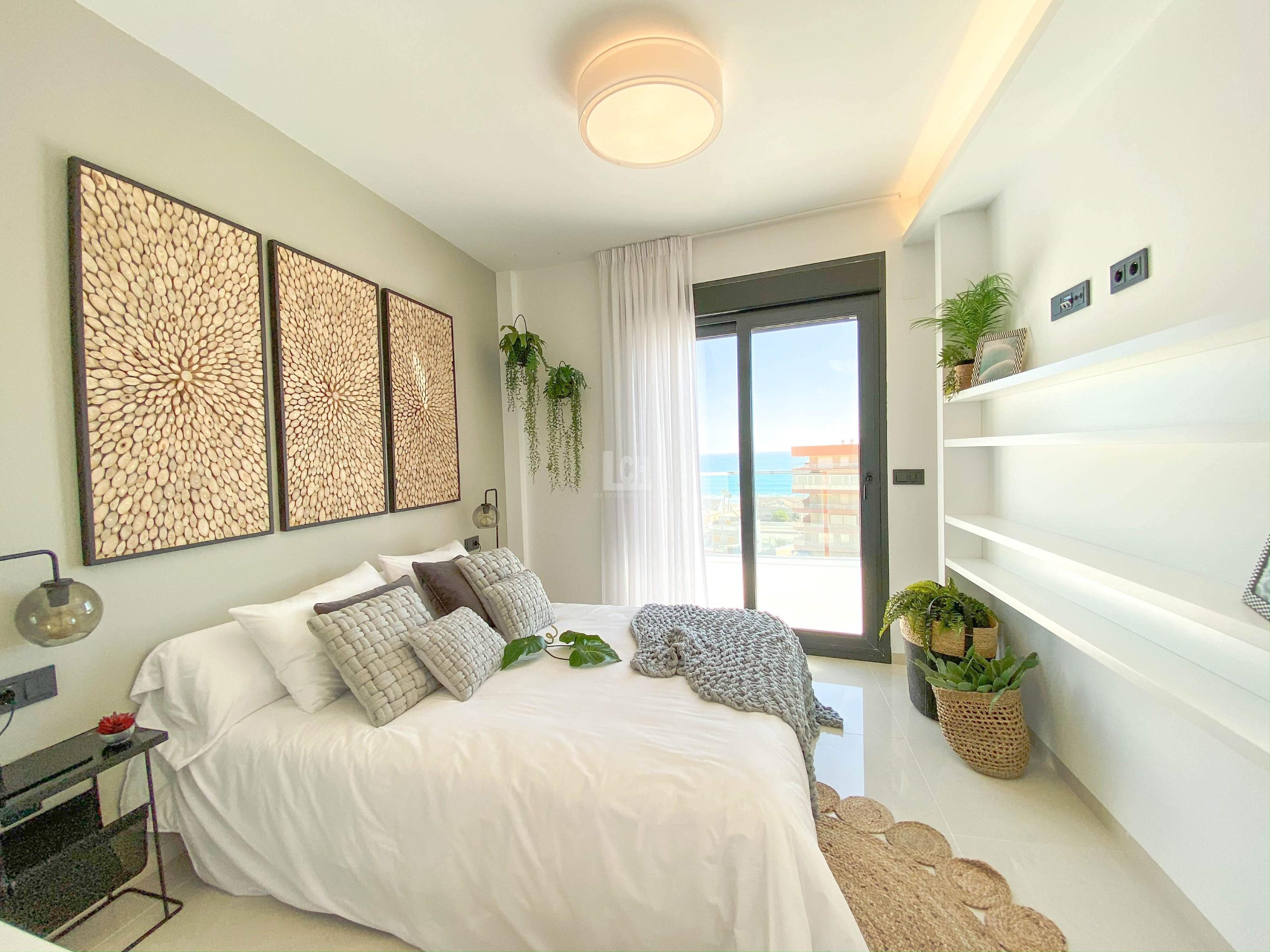 For sale of apartment in Guardamar del segura