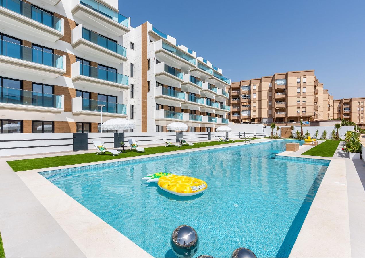 For sale of apartment in Guardamar del segura