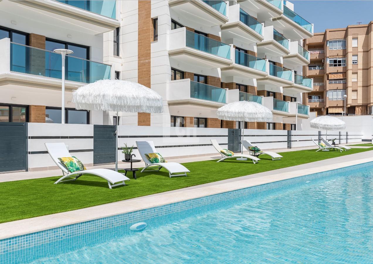 For sale of apartment in Guardamar del segura