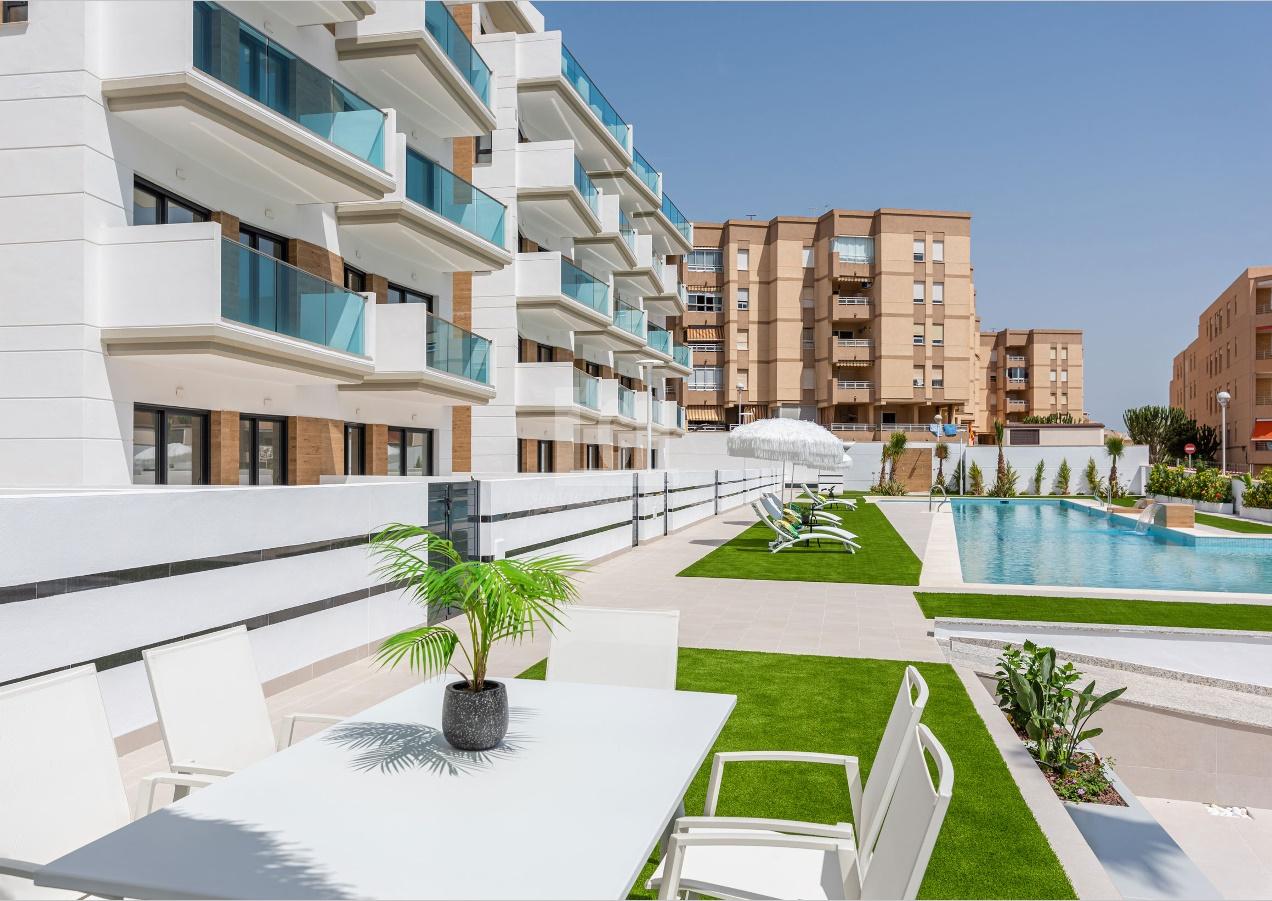 For sale of apartment in Guardamar del segura