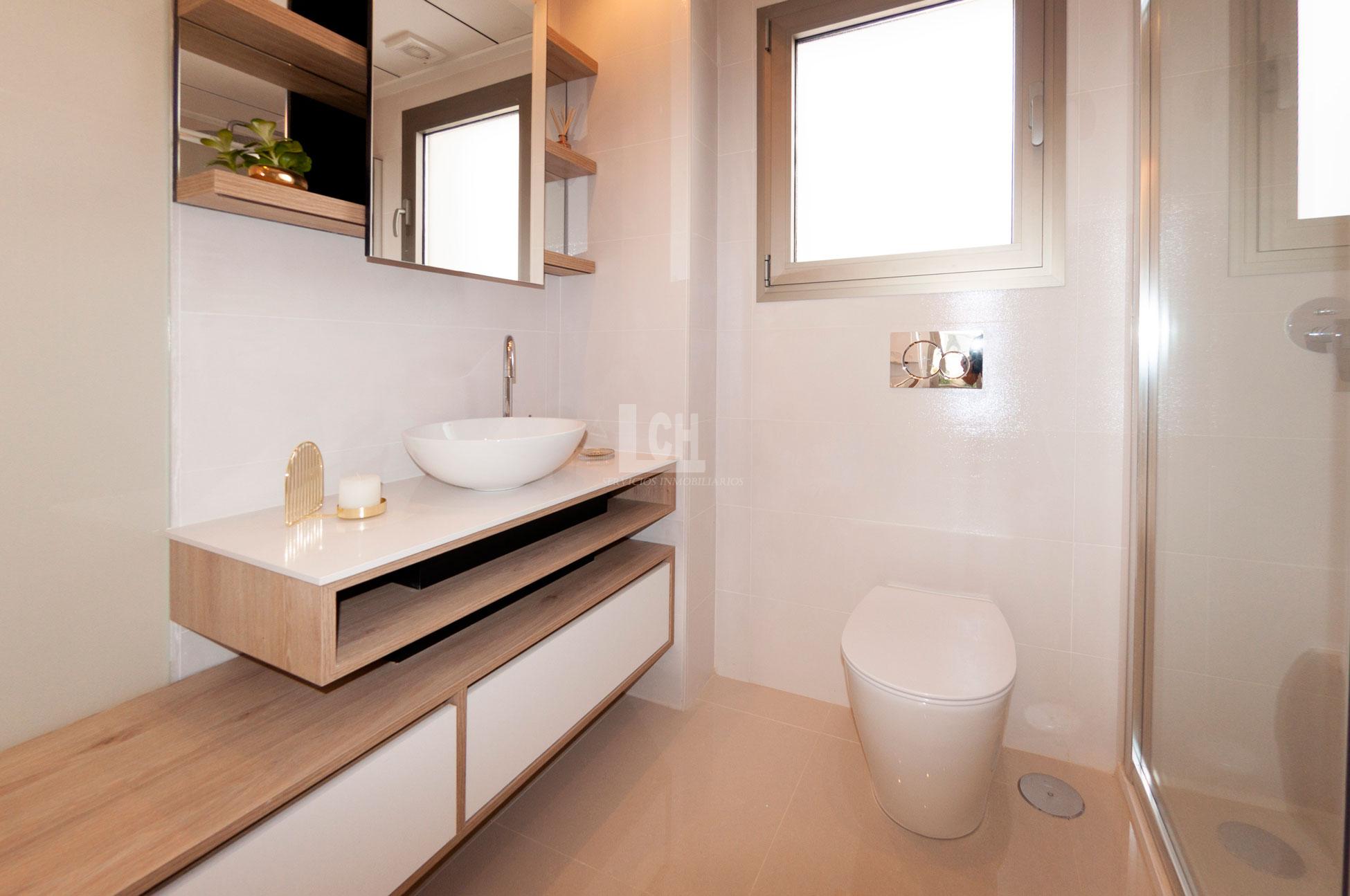 Venta de villa en Los alcázares