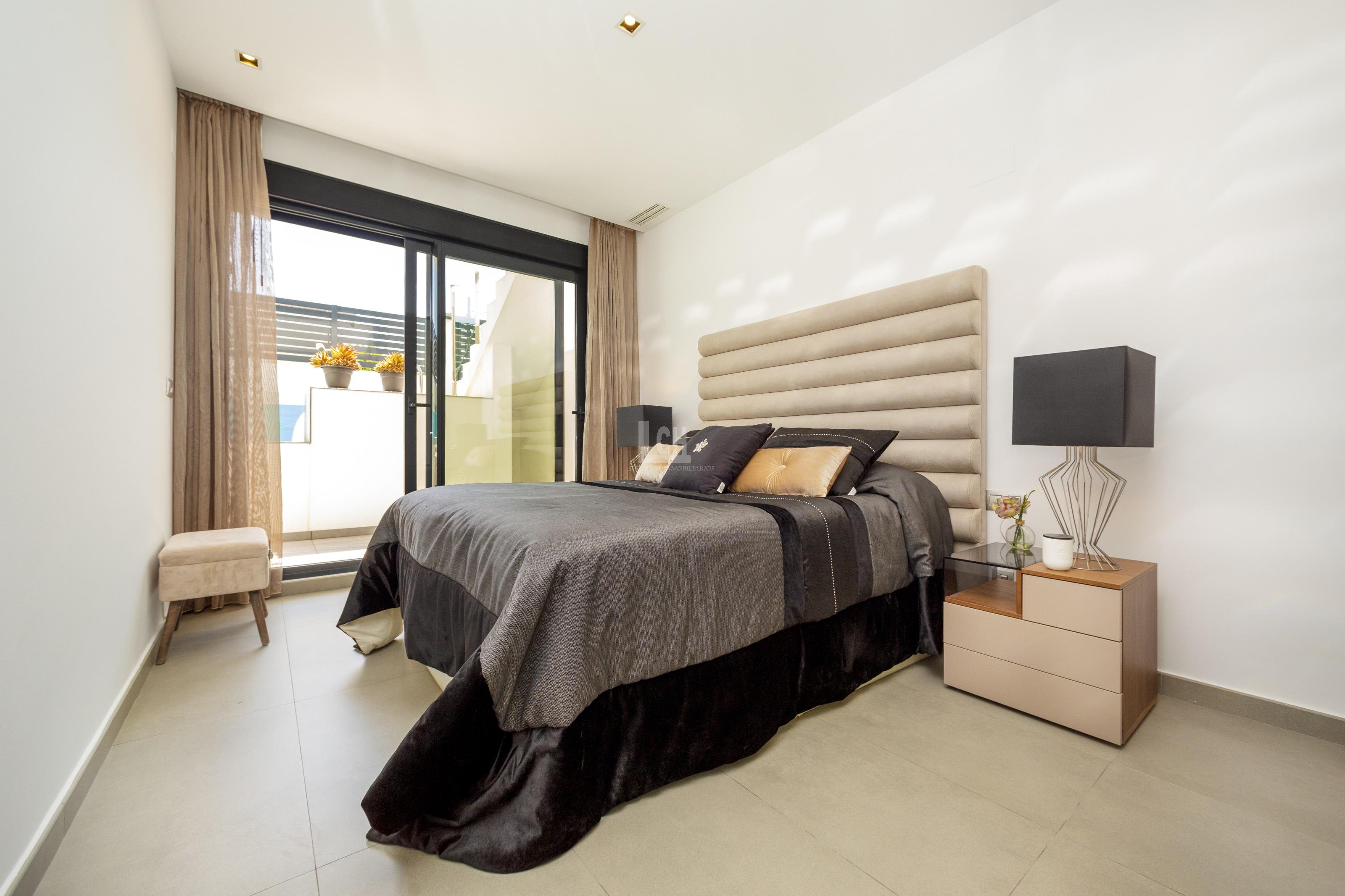 Venta de villa en Playa la mata