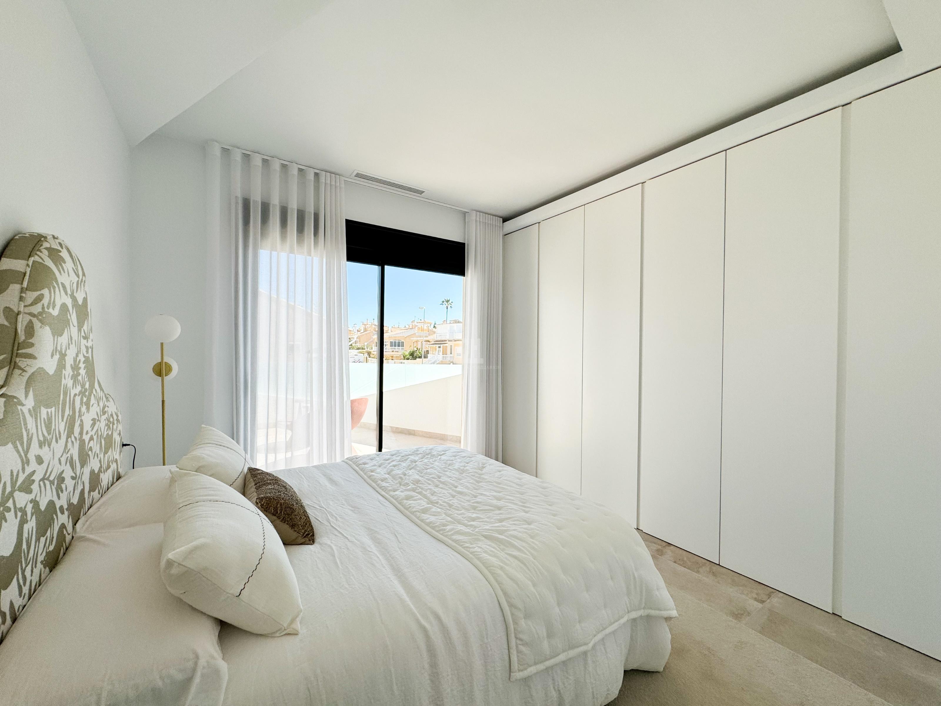 For sale of villa in Los almendros