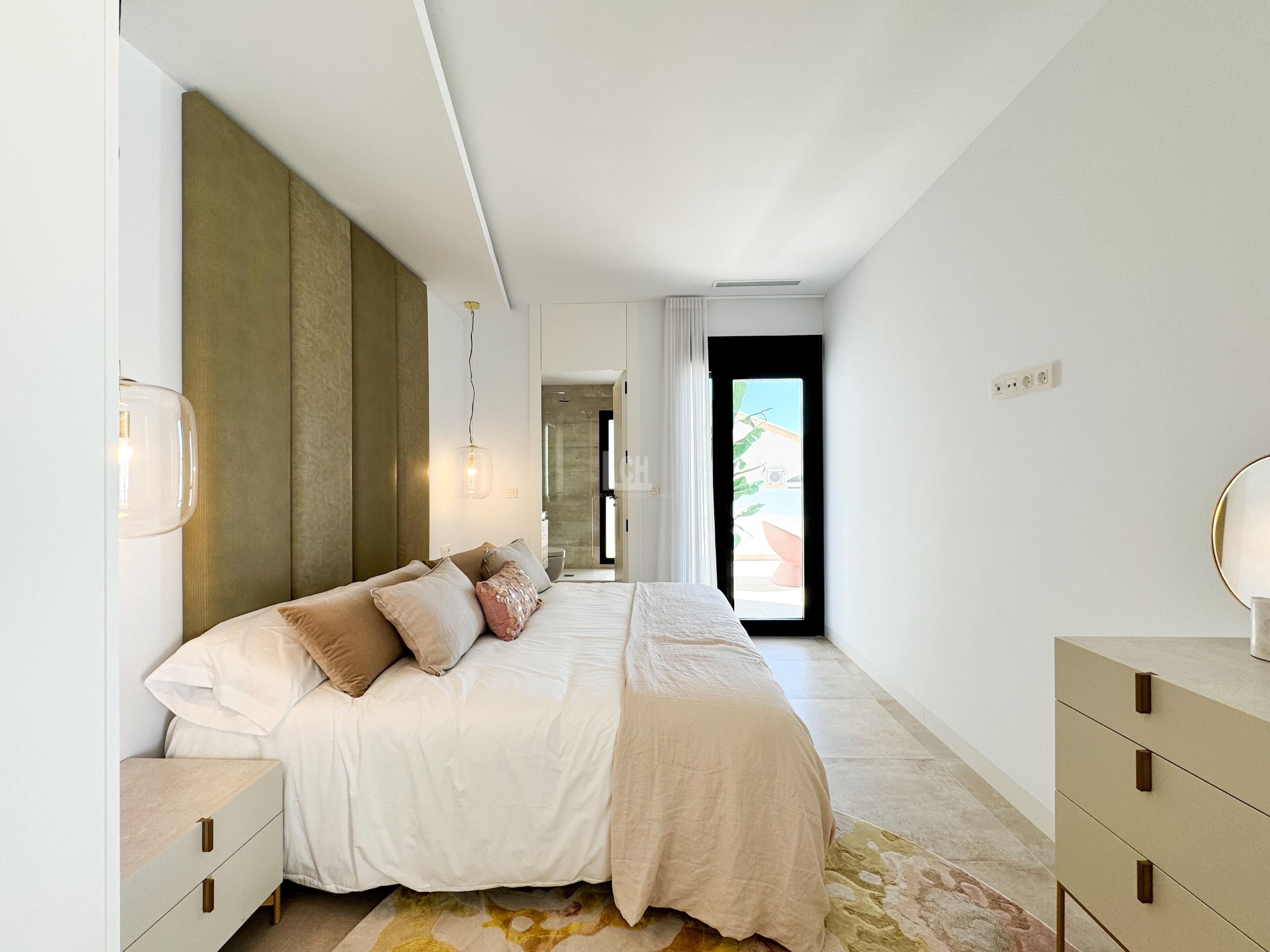 For sale of villa in Los almendros