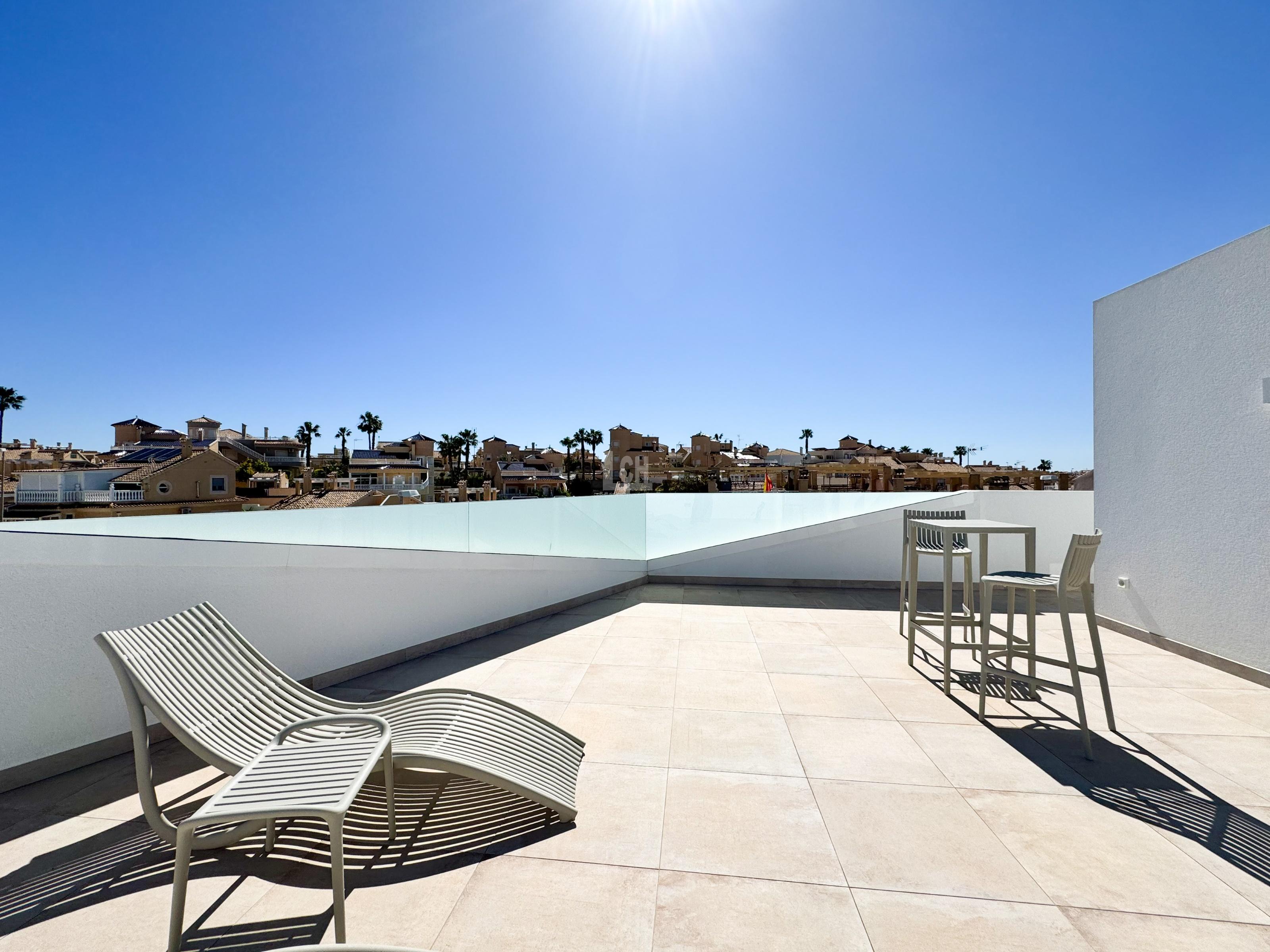 For sale of villa in Los almendros