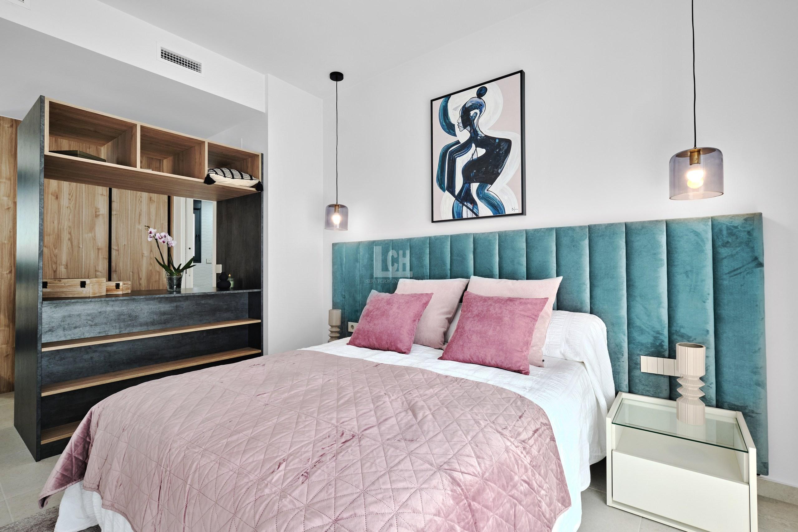 For sale of villa in San miguel de salinas