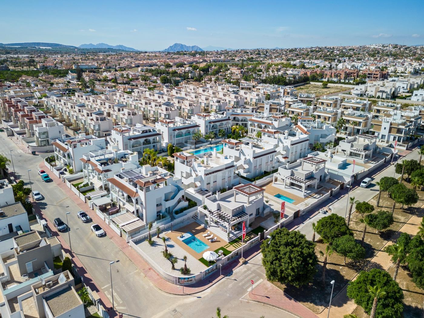 Venta de villa en Rojales