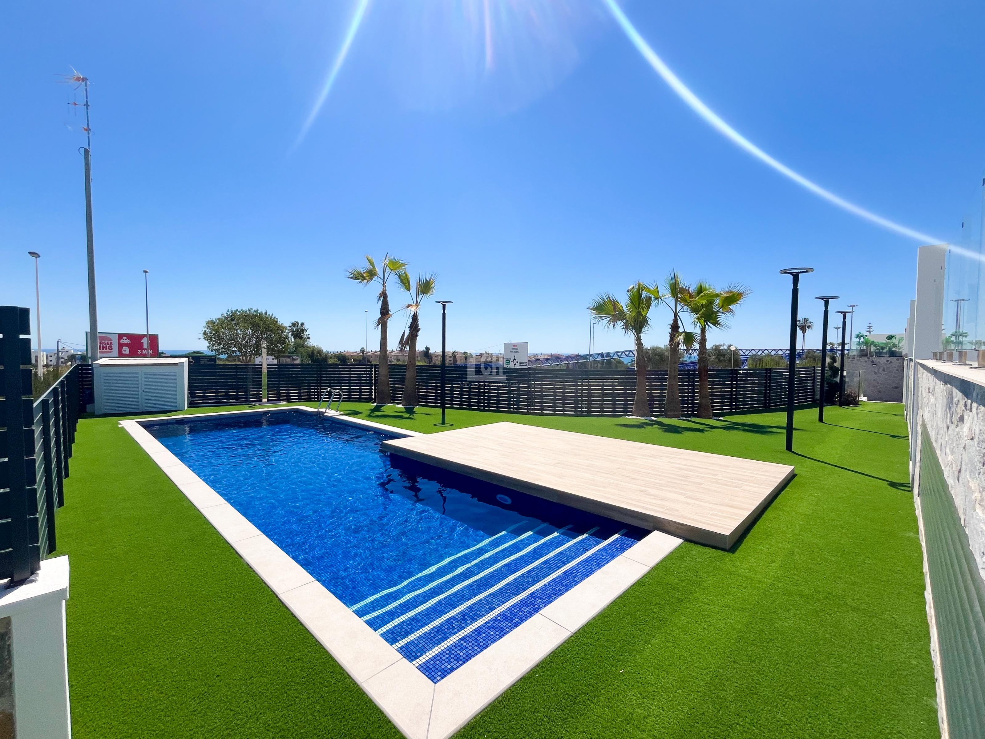 For sale of apartment in Guardamar del segura