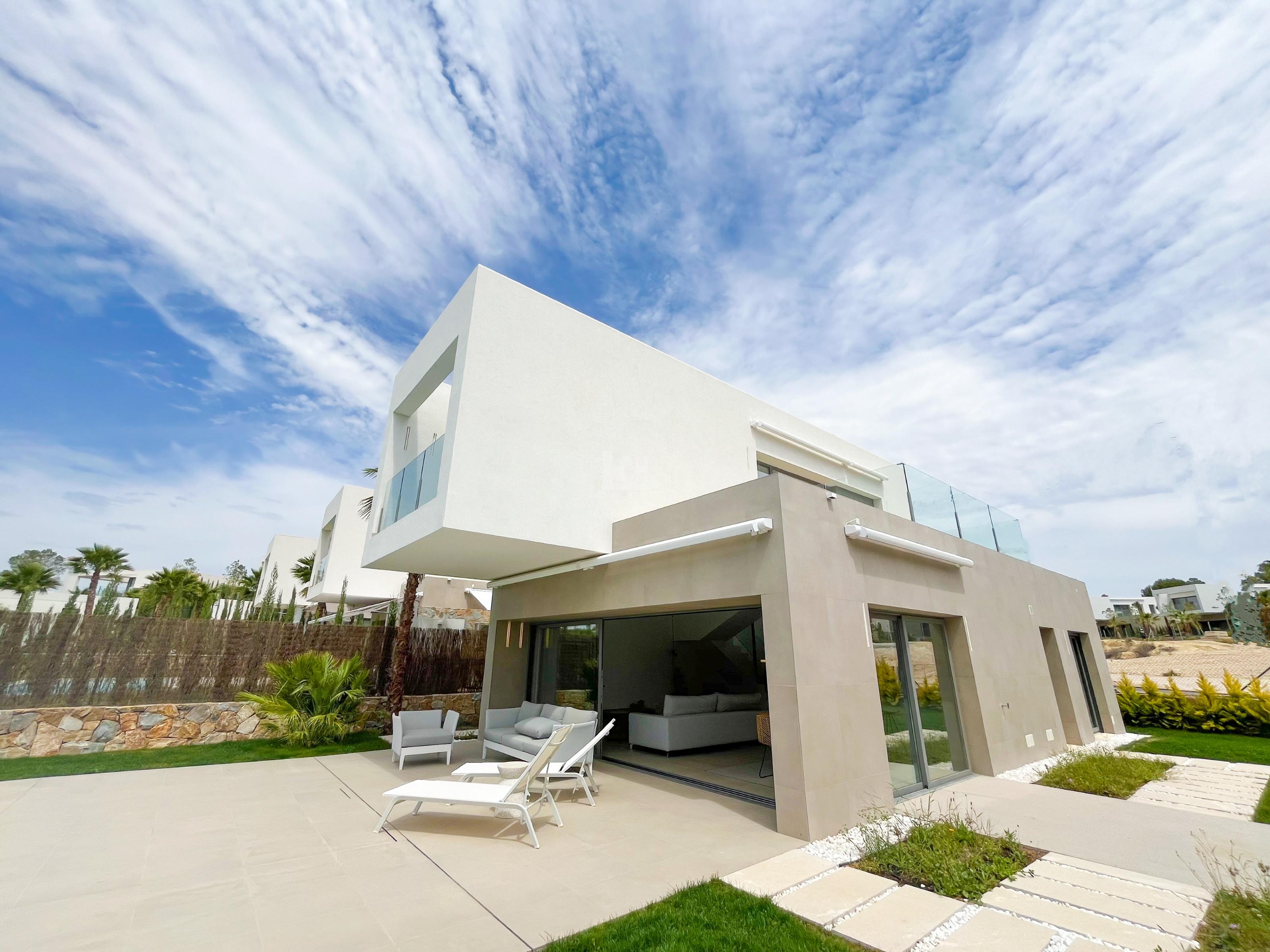 Venta de villa en Orihuela