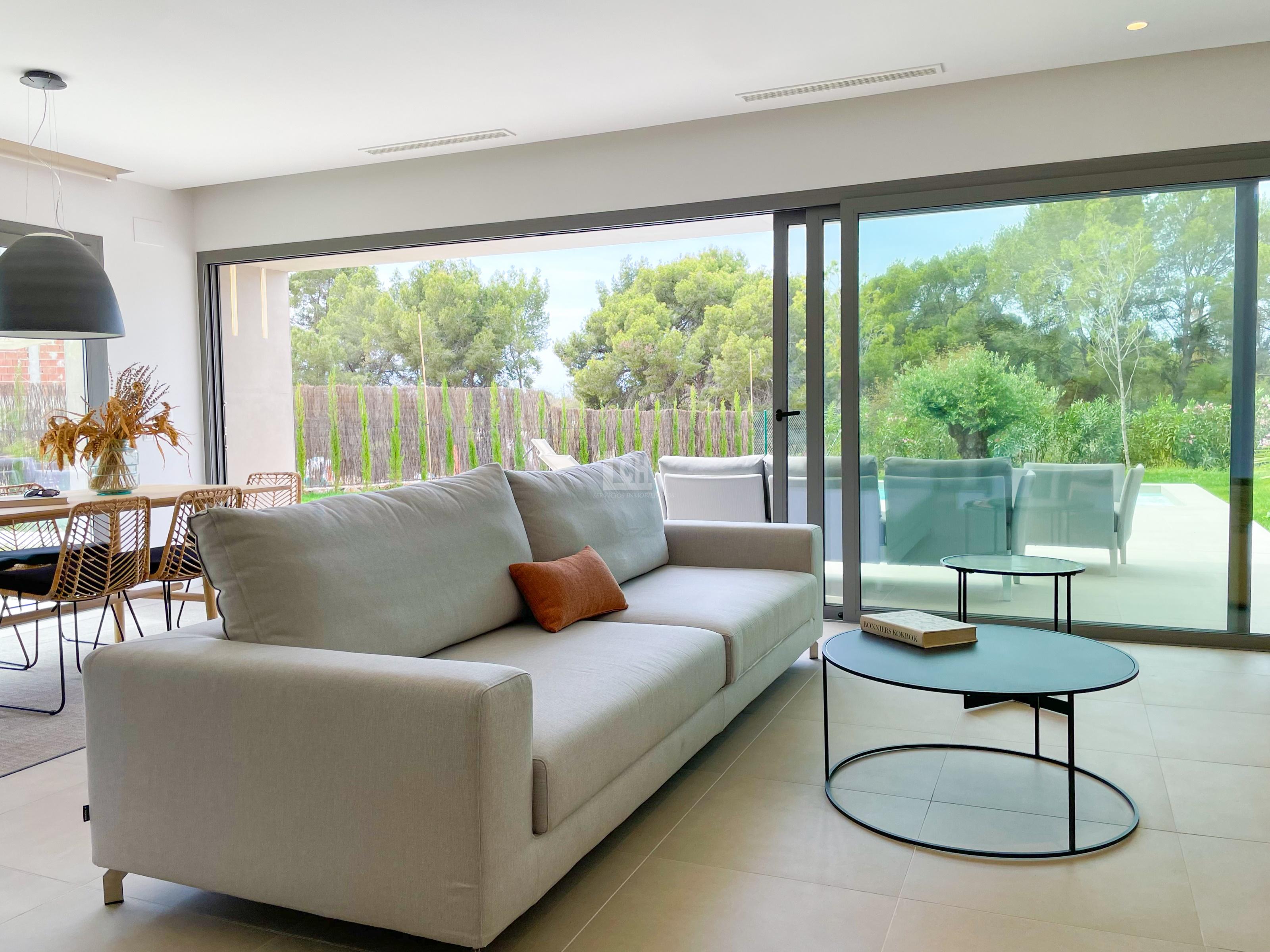 Venta de villa en Orihuela