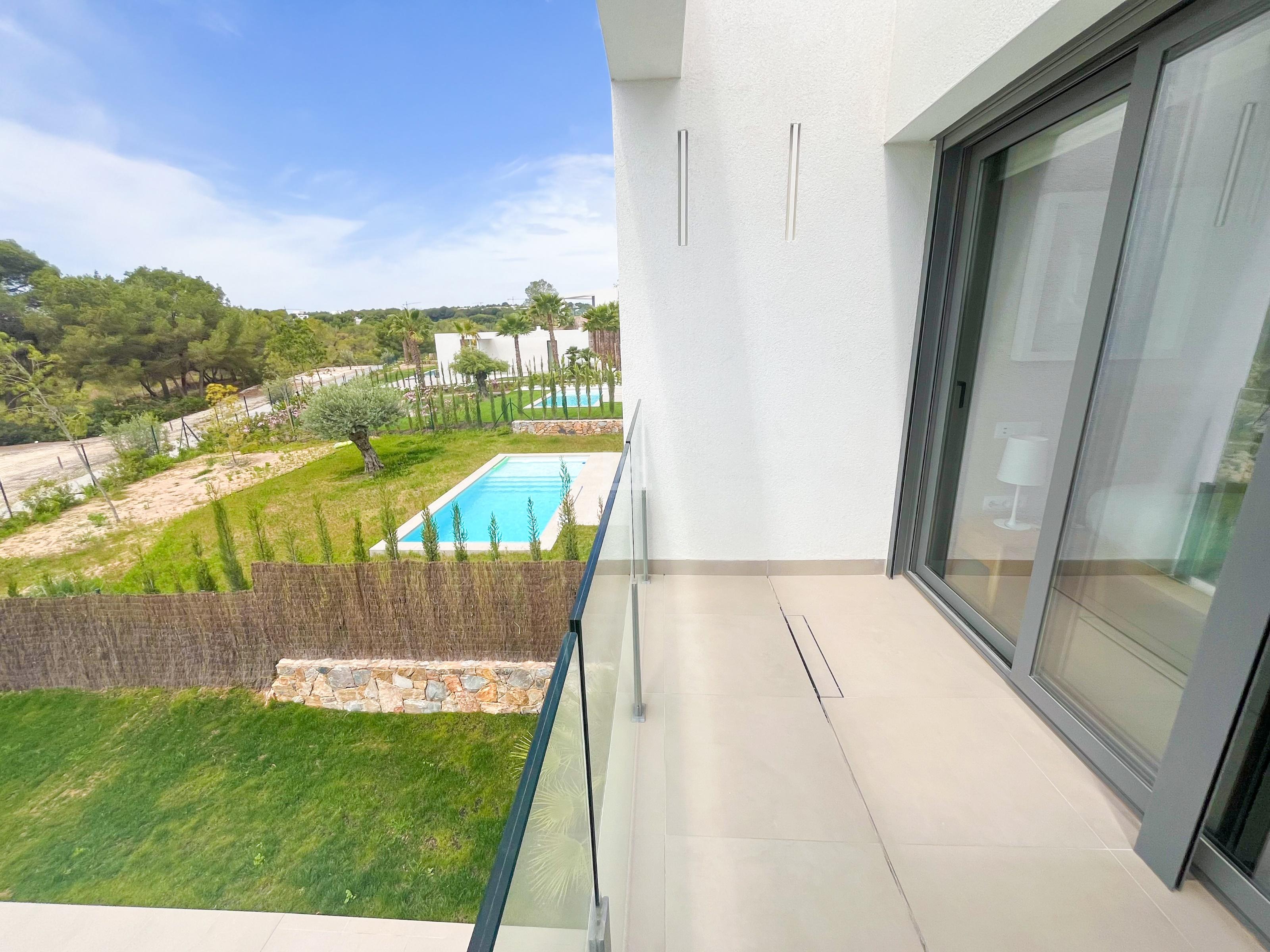 Venta de villa en Orihuela