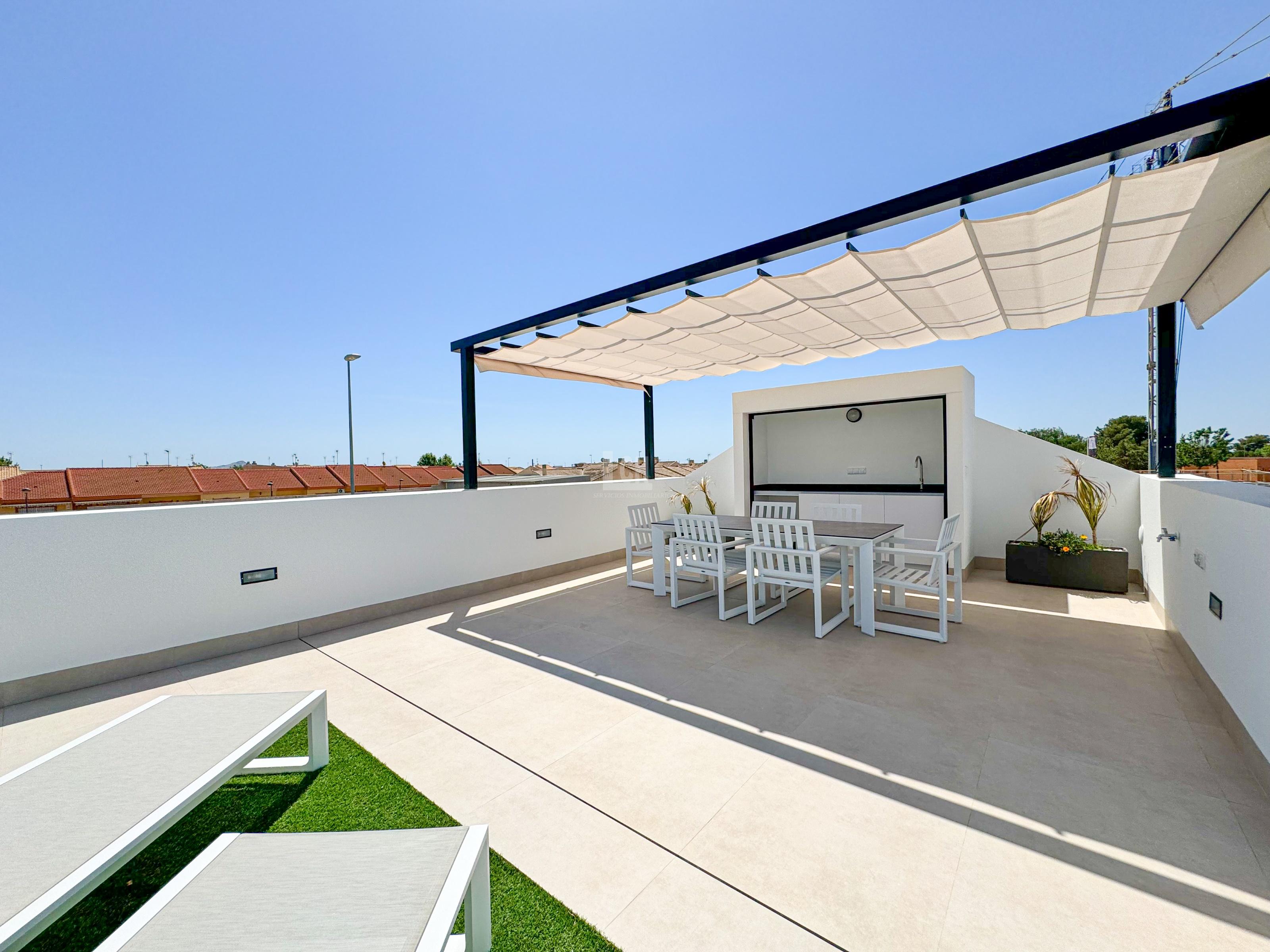 For sale of villa in Roldán