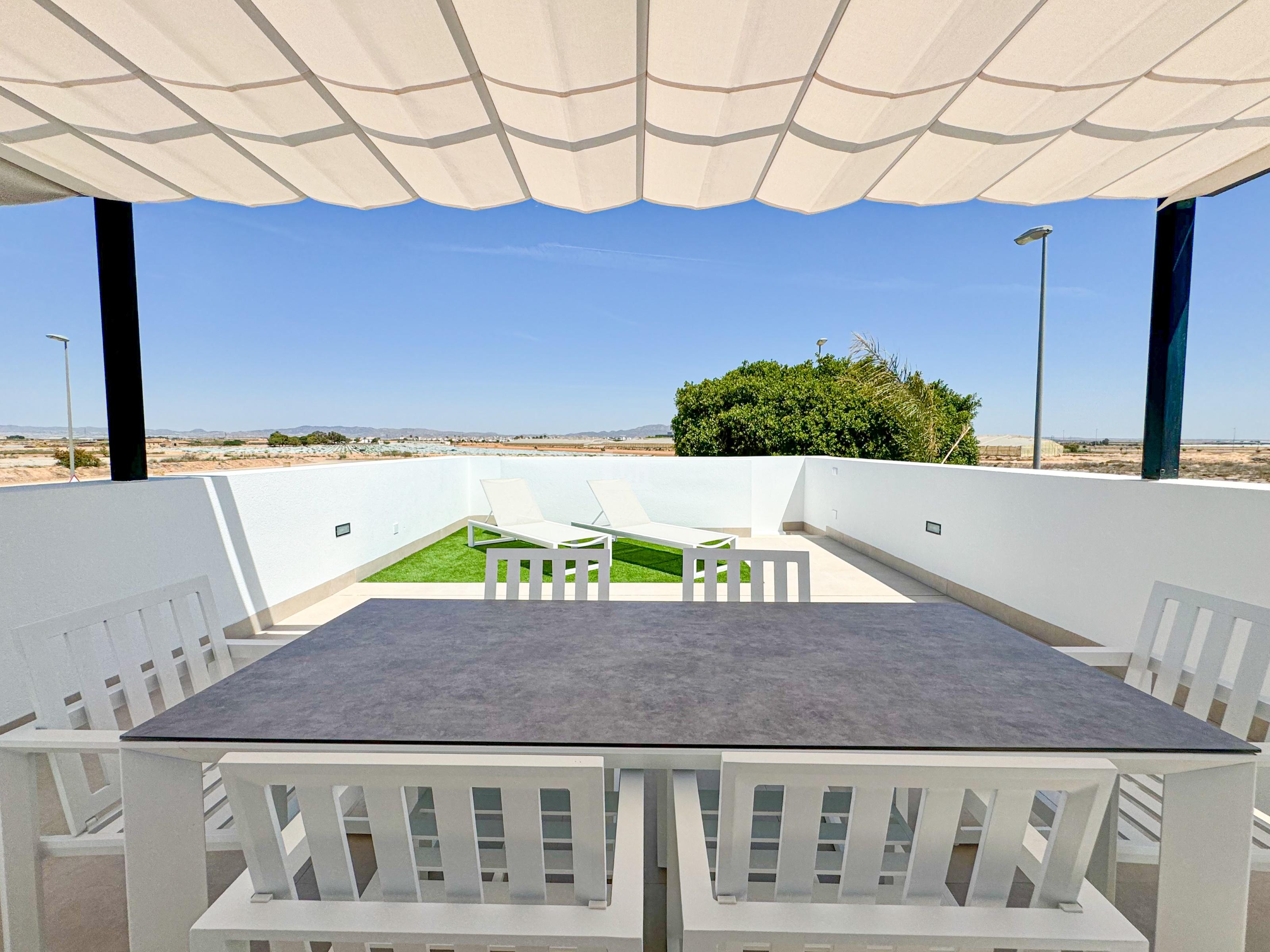 For sale of villa in Roldán