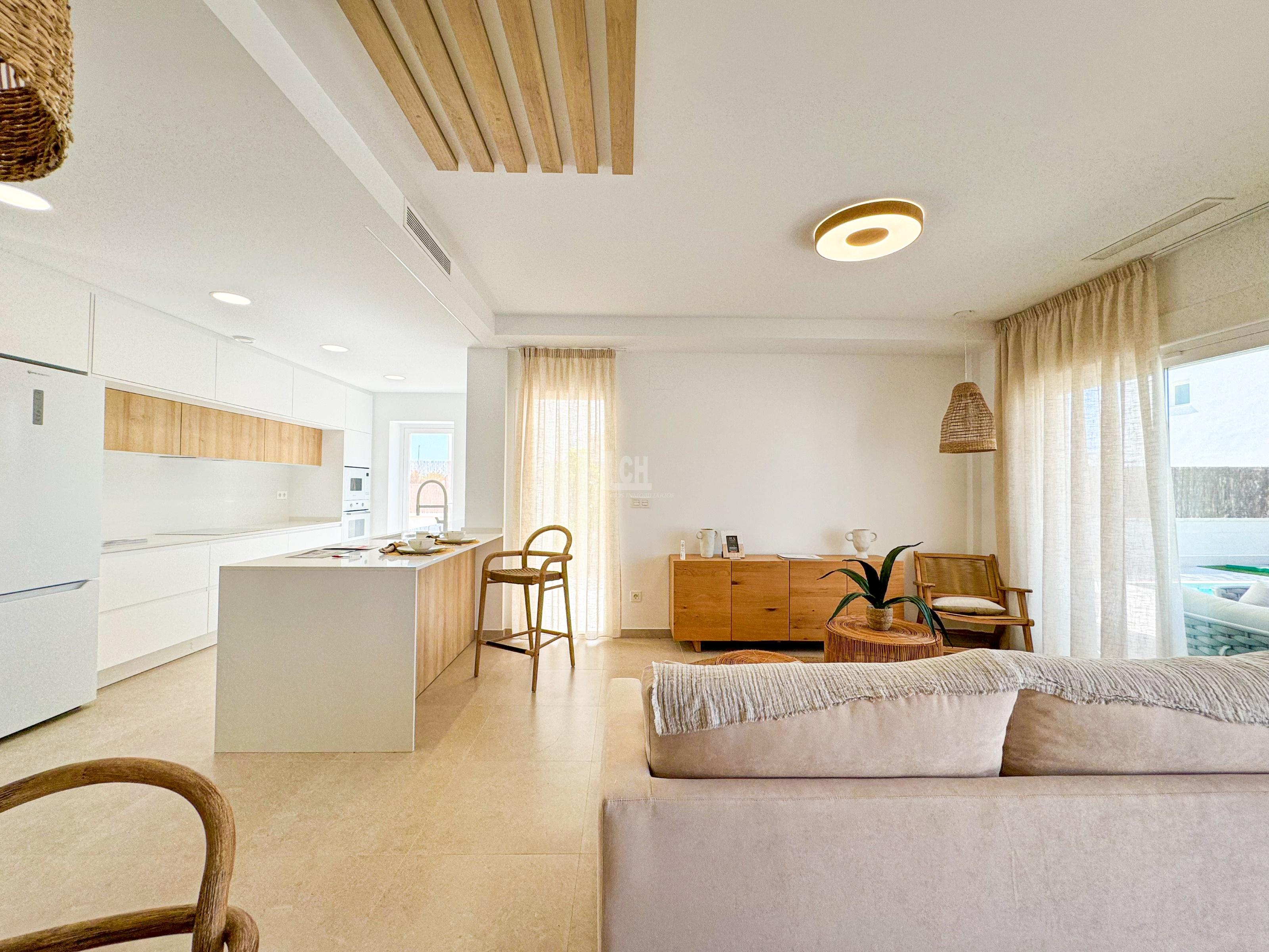 Venta de villa en Pilar de la horadada