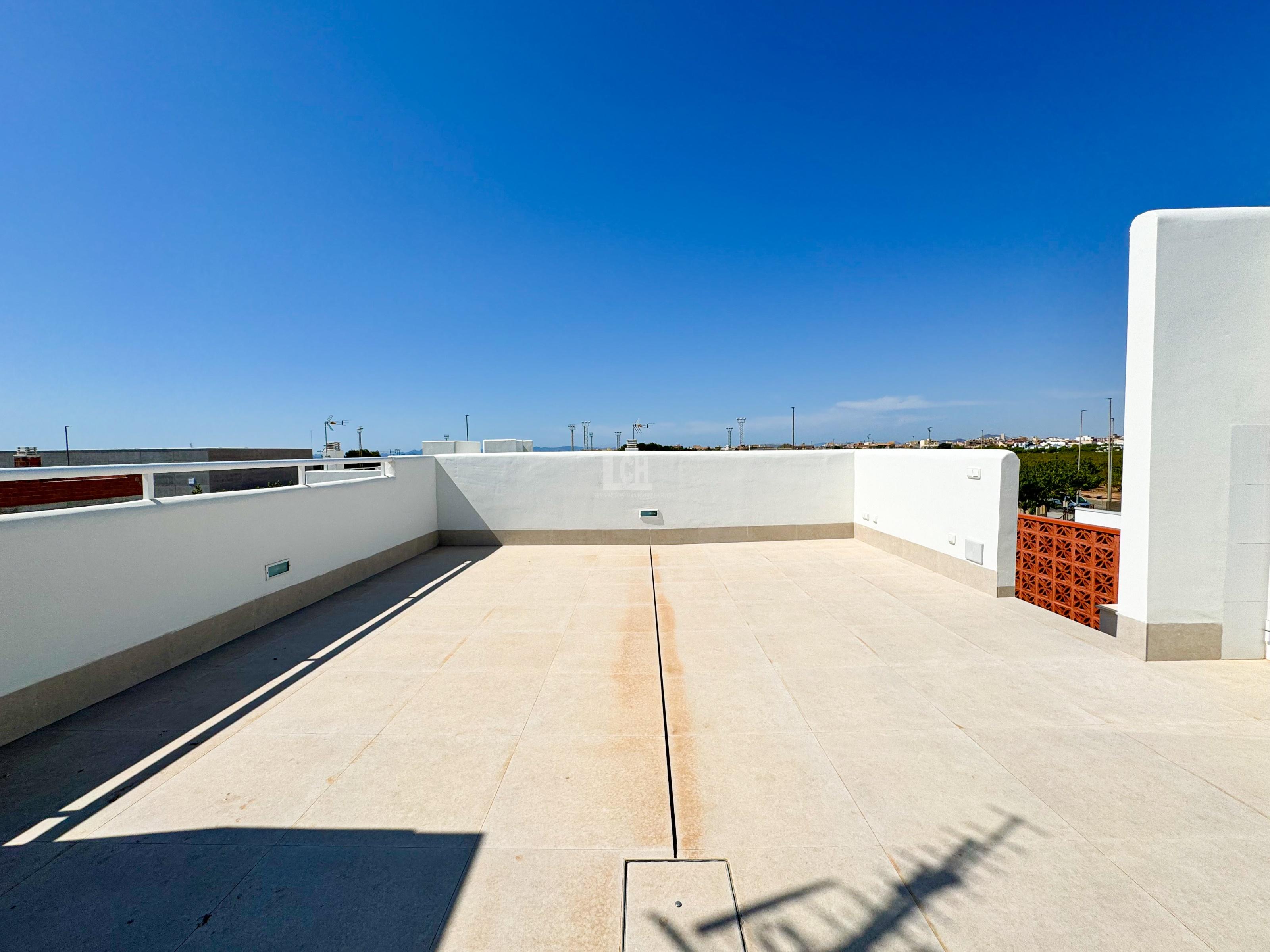 Venta de villa en Pilar de la horadada