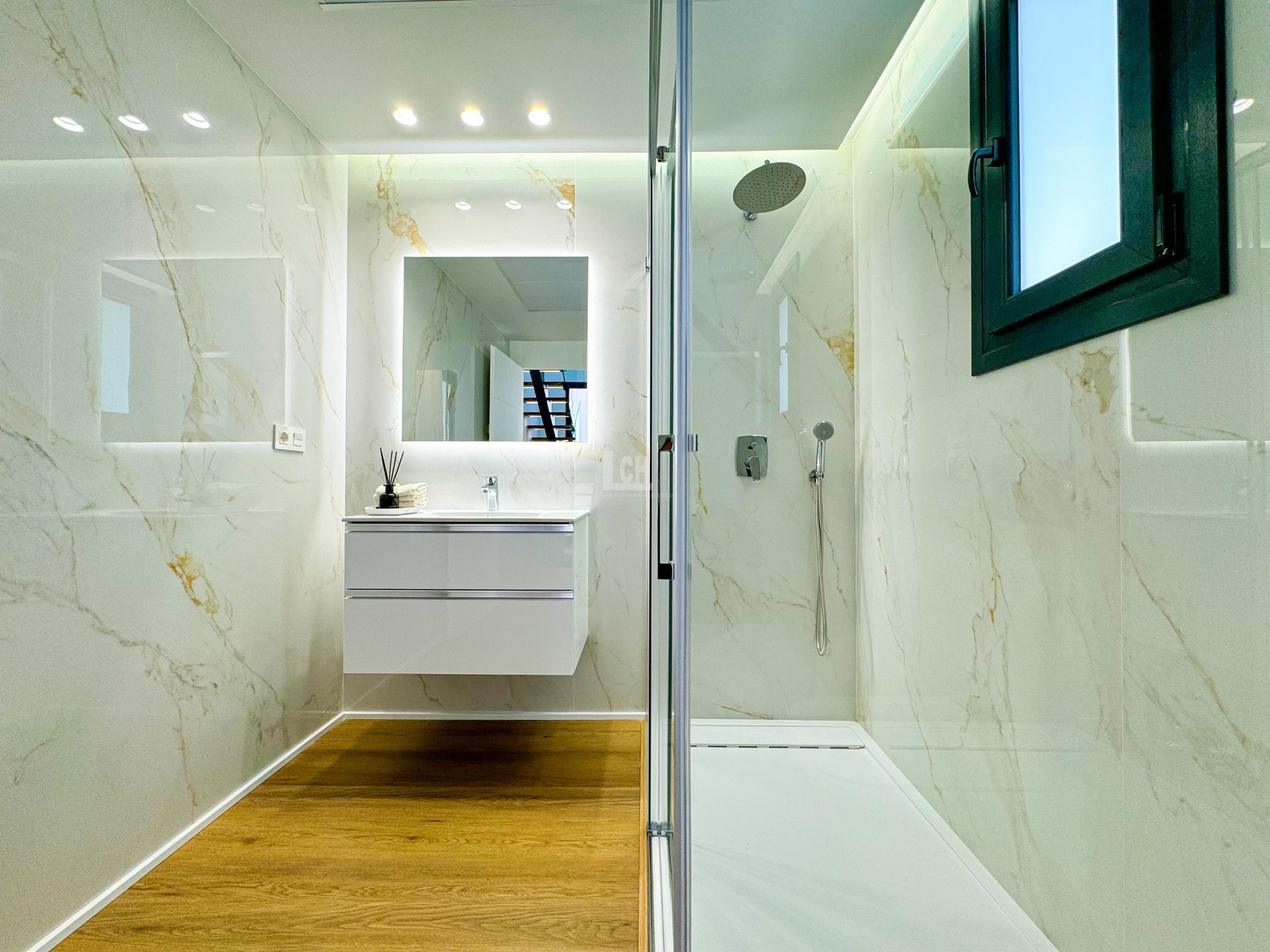 Venta de villa en Pilar de la horadada