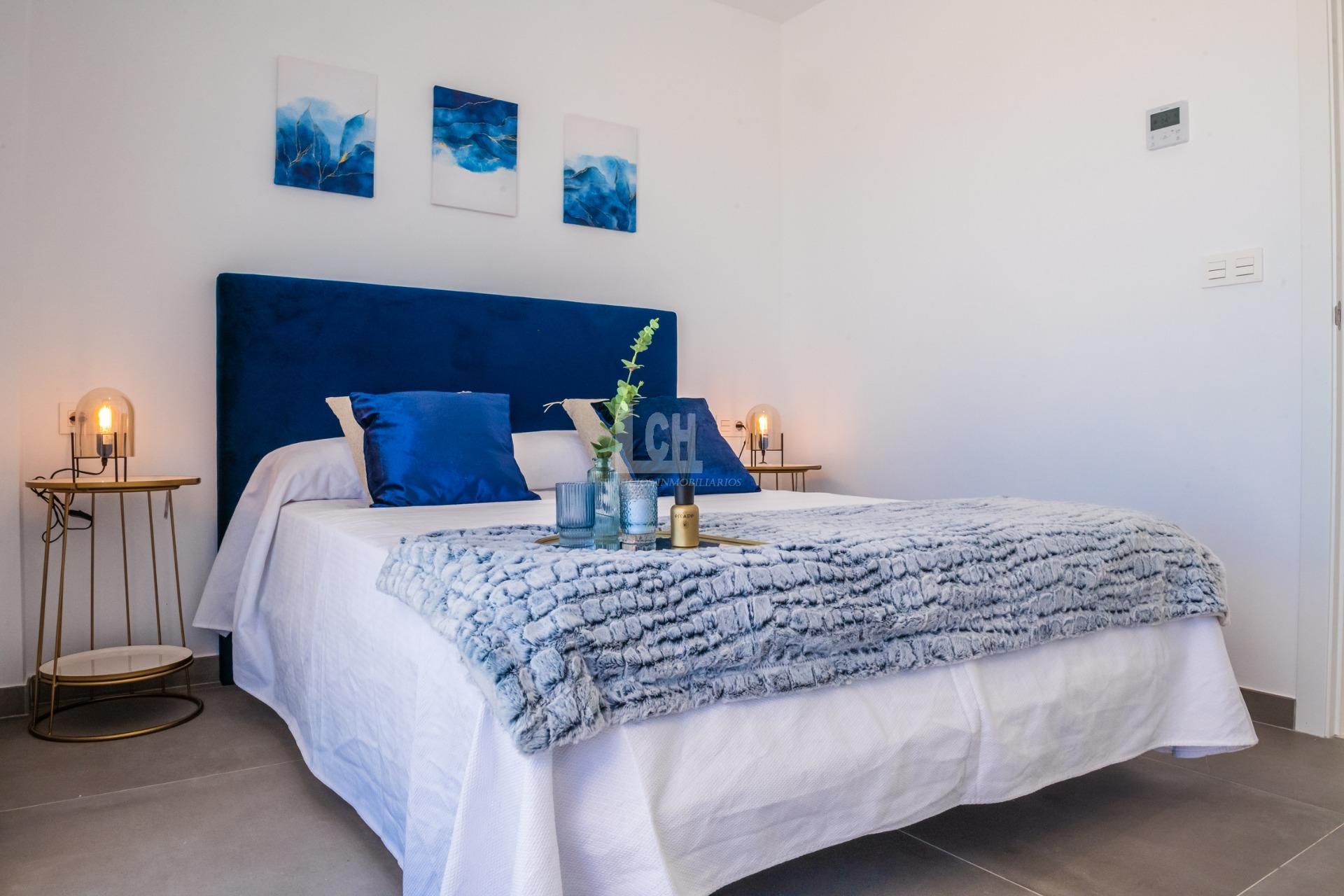 For sale of villa in Los alcázares