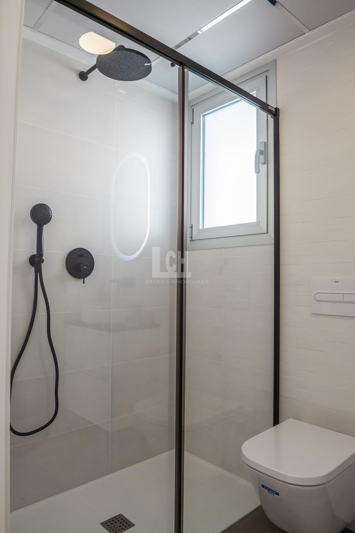 For sale of villa in Los alcázares