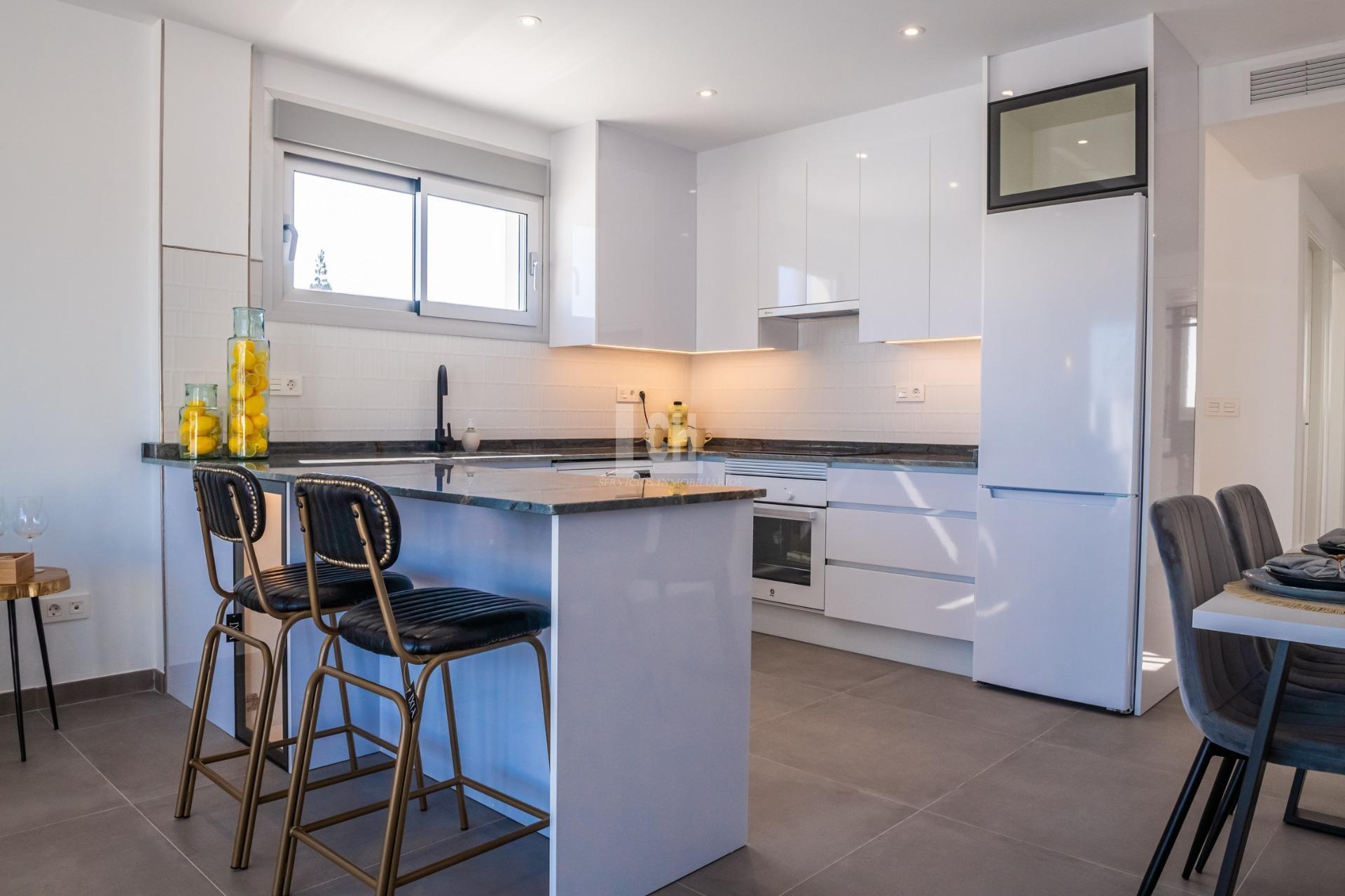 For sale of villa in Los alcázares