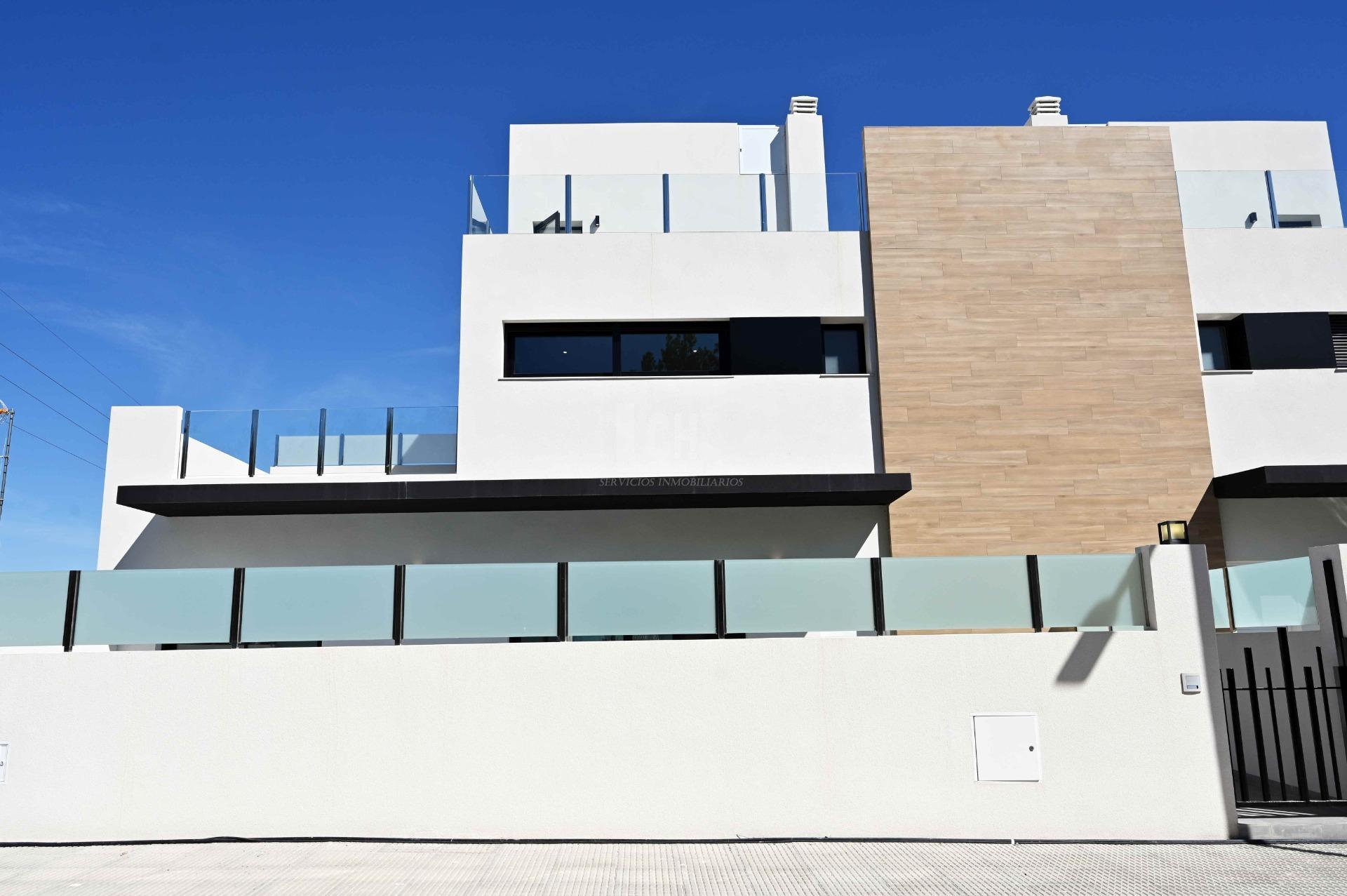Venta de villa en Orihuela costa