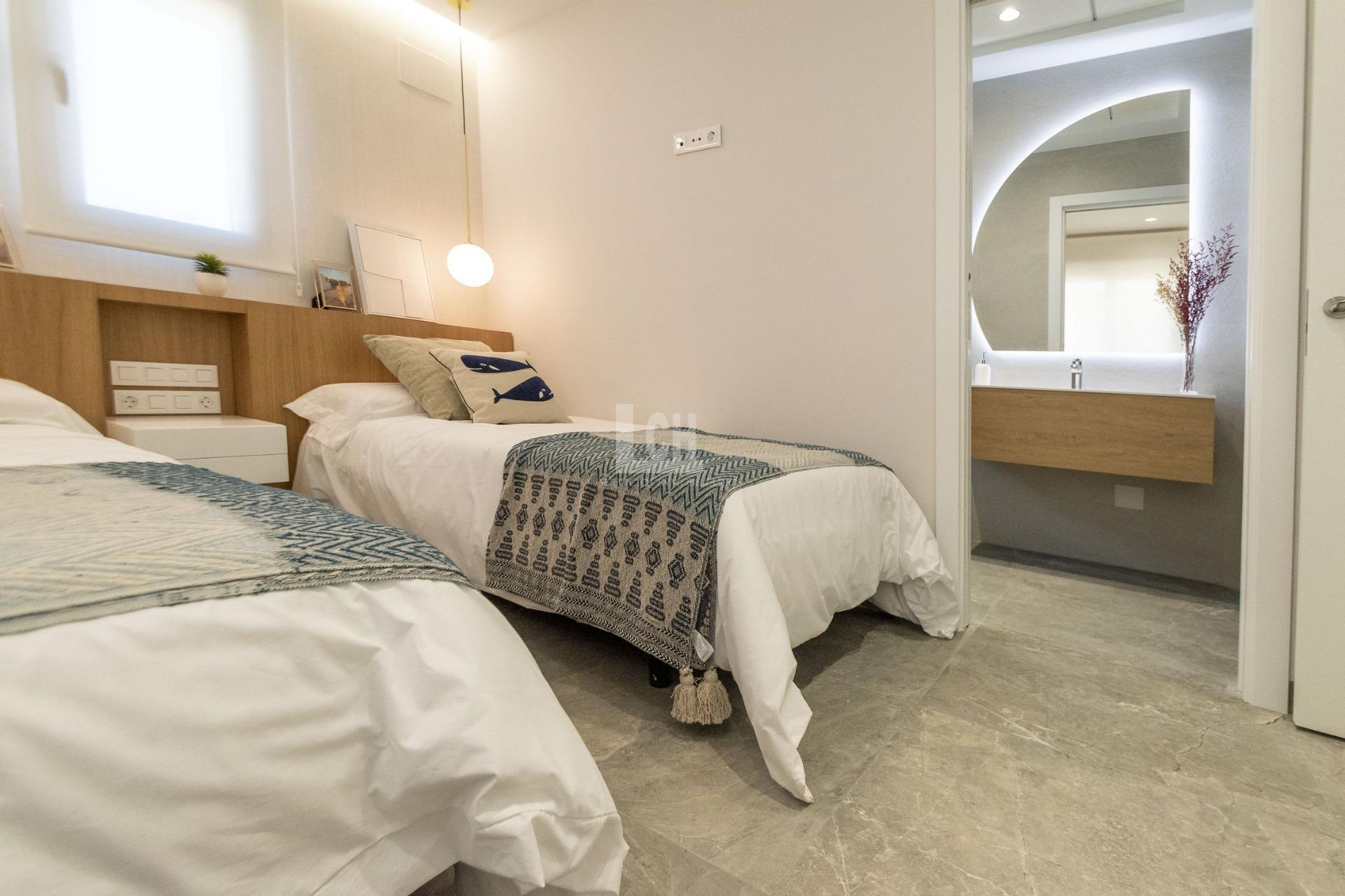 Venta de villa en Pilar de la horadada