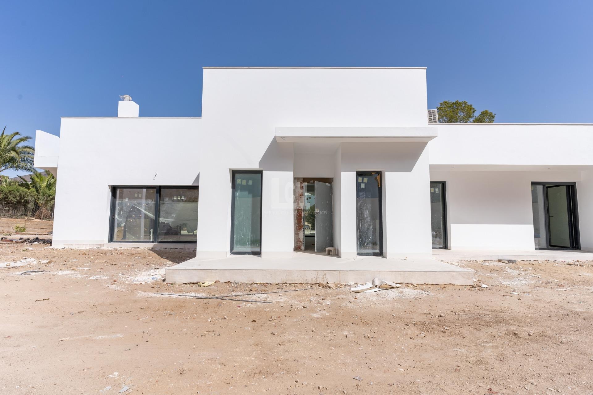 For sale of villa in Orihuela costa