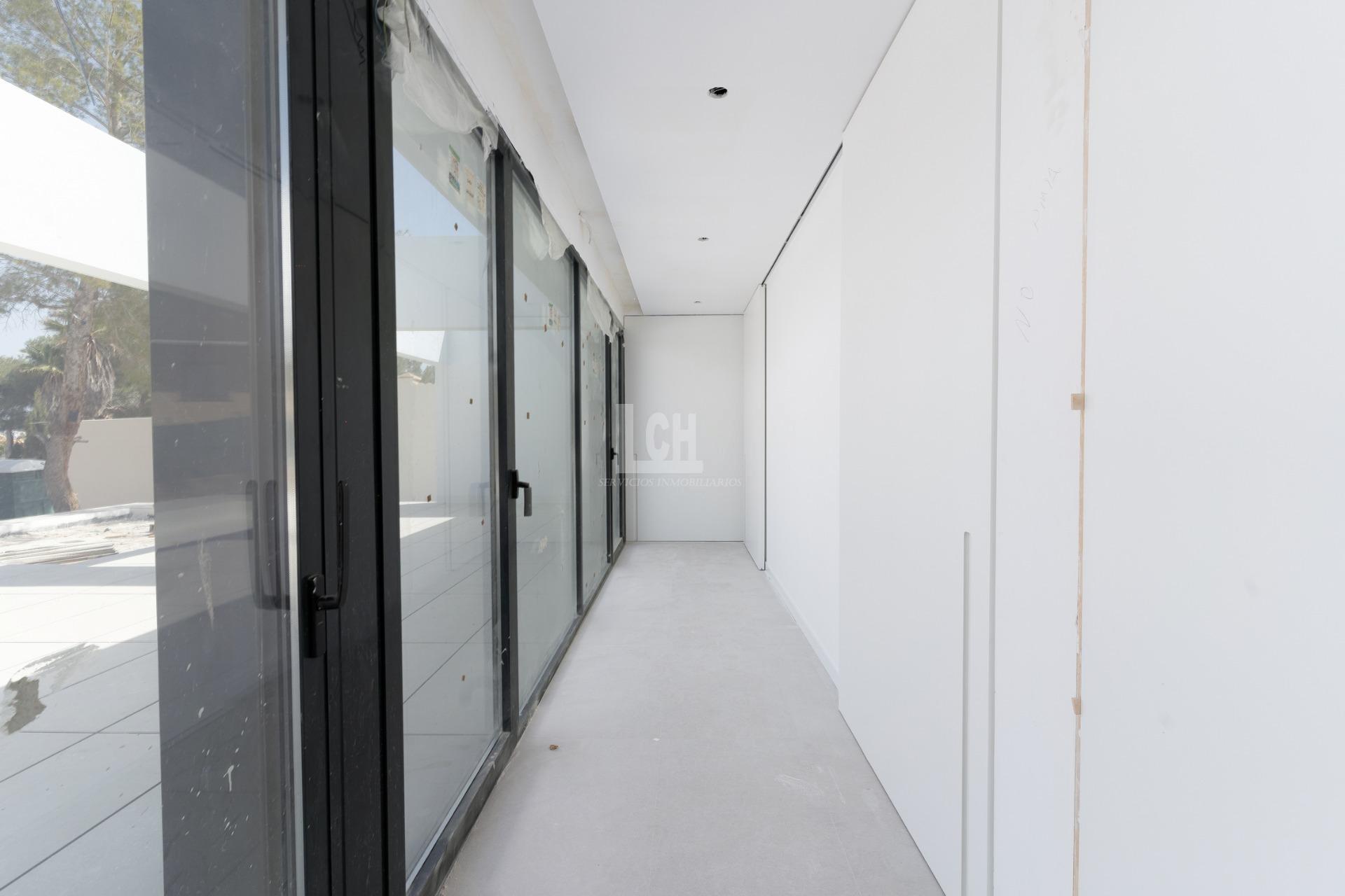 For sale of villa in Orihuela costa