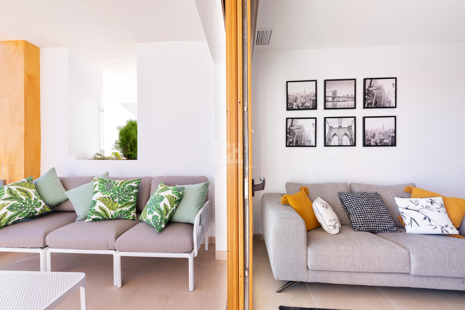 For sale of apartment in Villamartín