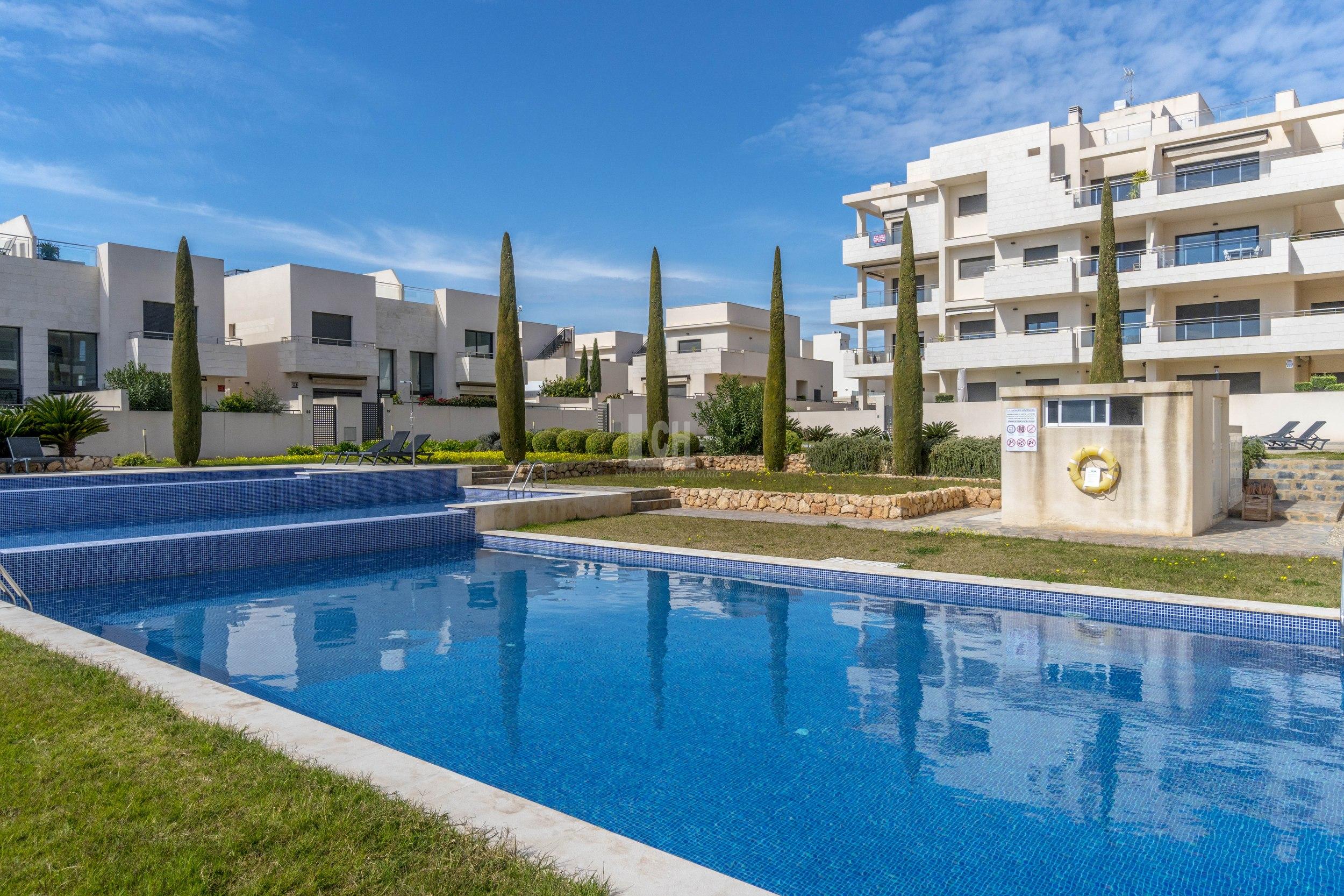Venta de apartamento en Urbanización montezenia