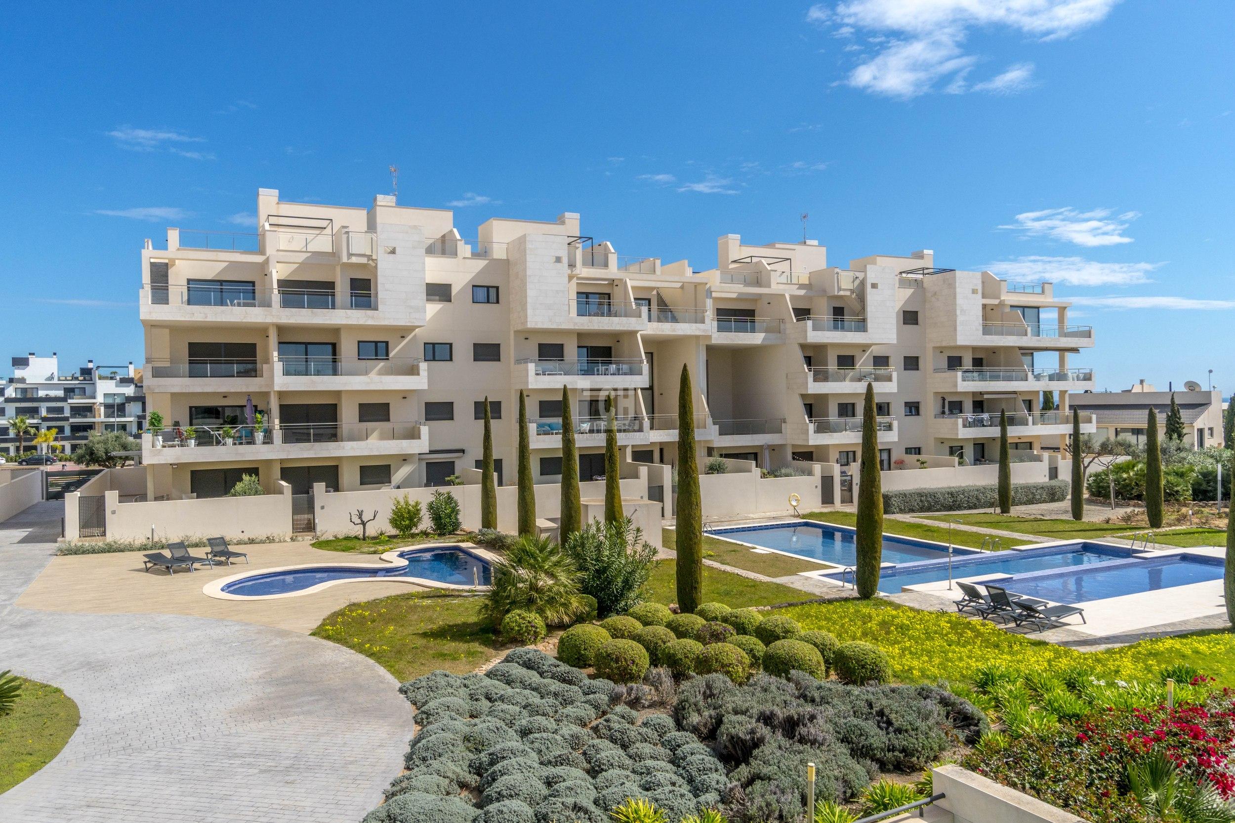 Venta de apartamento en Urbanización montezenia
