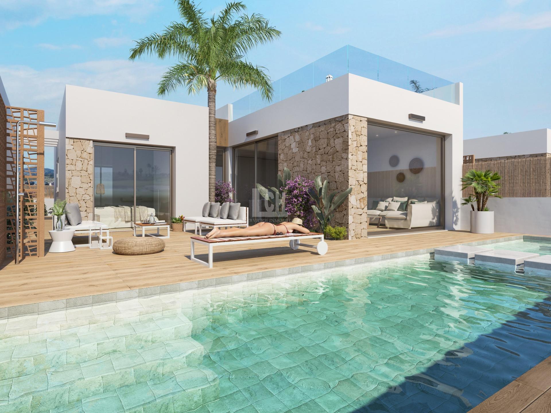 For sale of villa in Los alcázares