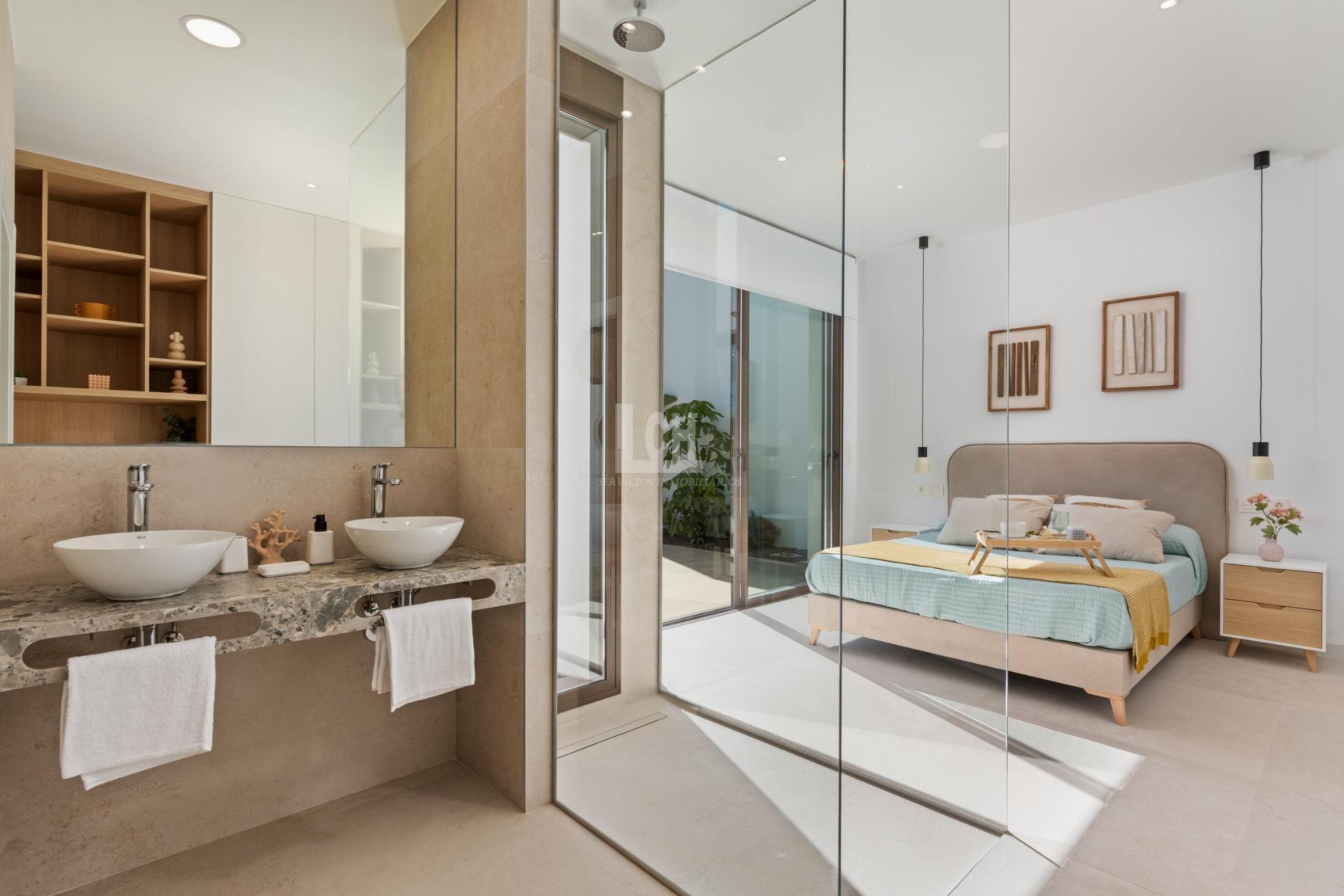 Venta de villa en Los alcázares