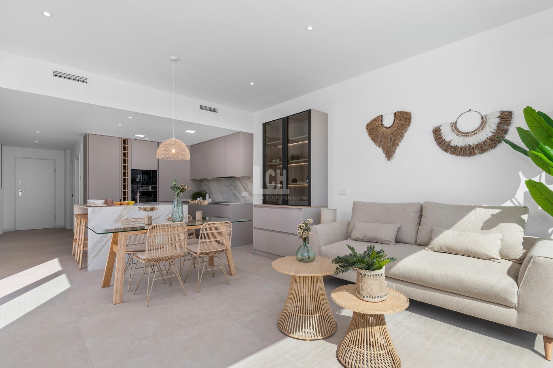 Venta de villa en Los alcázares