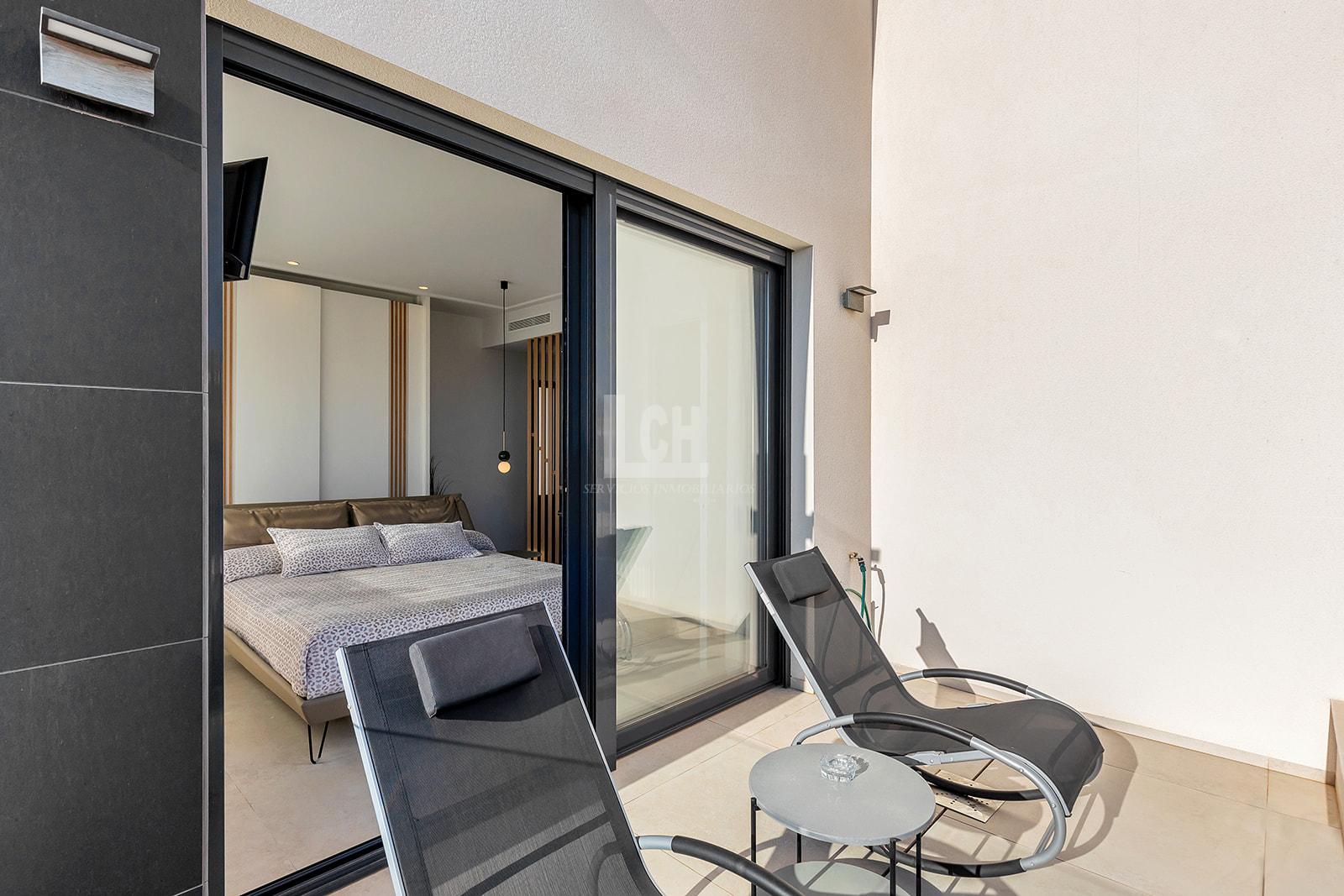 For sale of villa in Orihuela