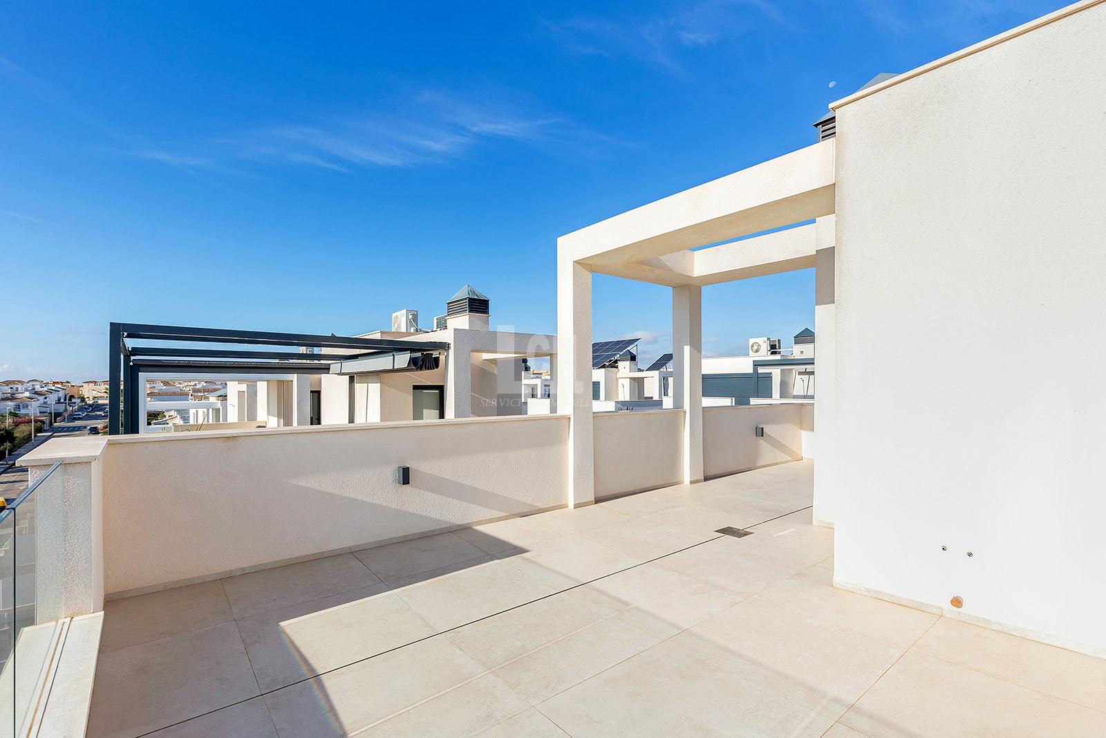 For sale of villa in Orihuela
