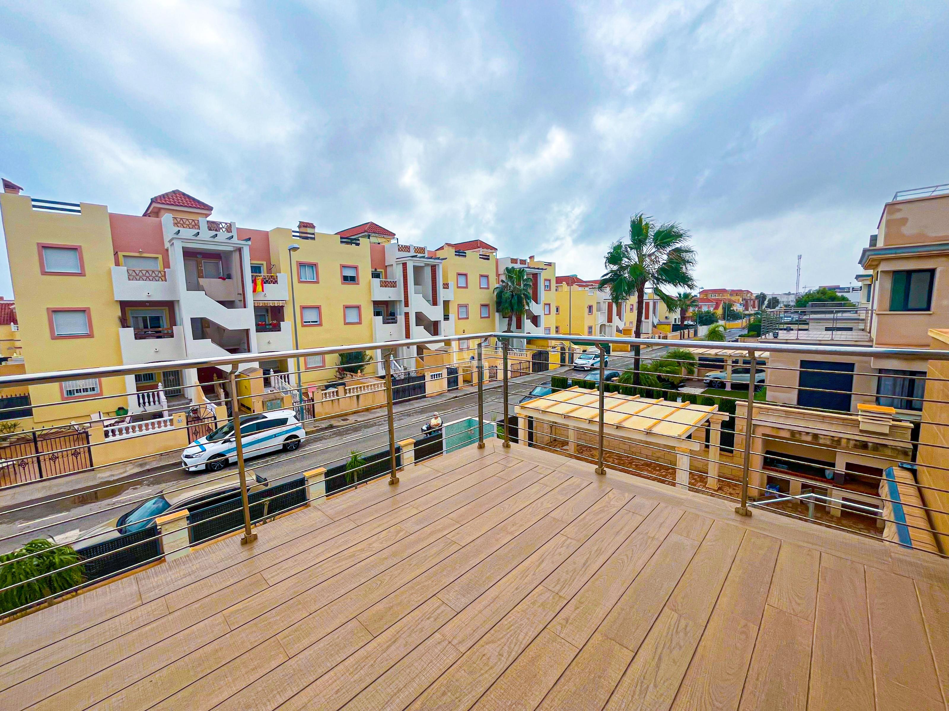 For sale of villa in Orihuela