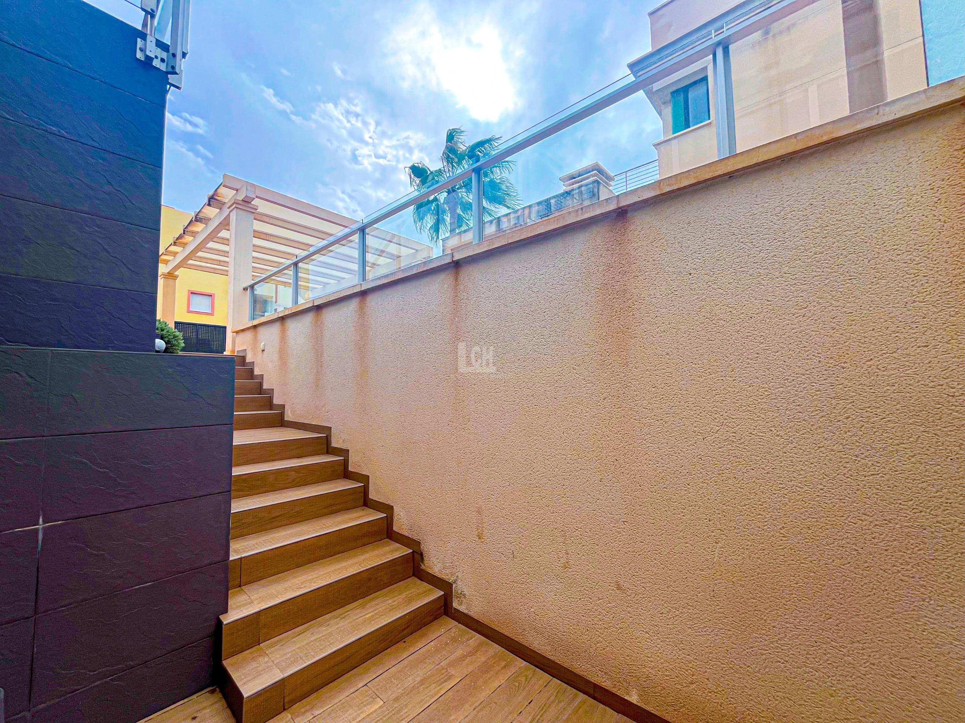 For sale of villa in Orihuela