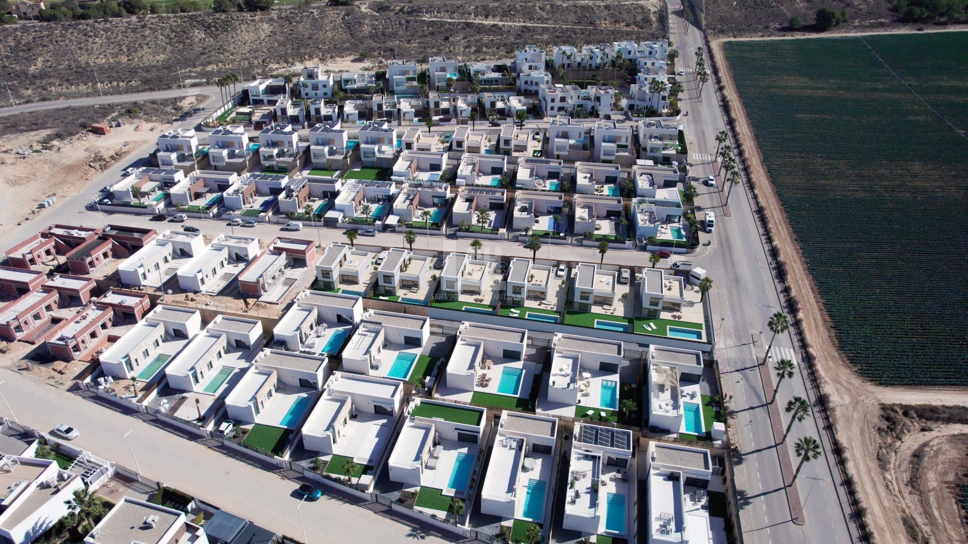 Venta de villa en Algorfa