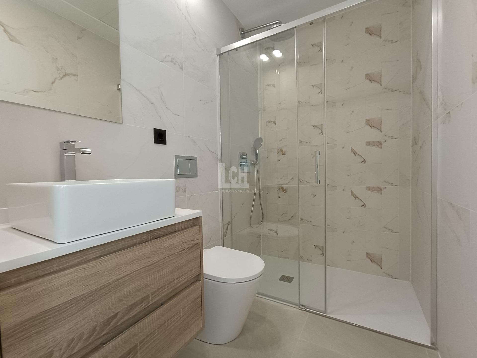 For sale of villa in Benijófar